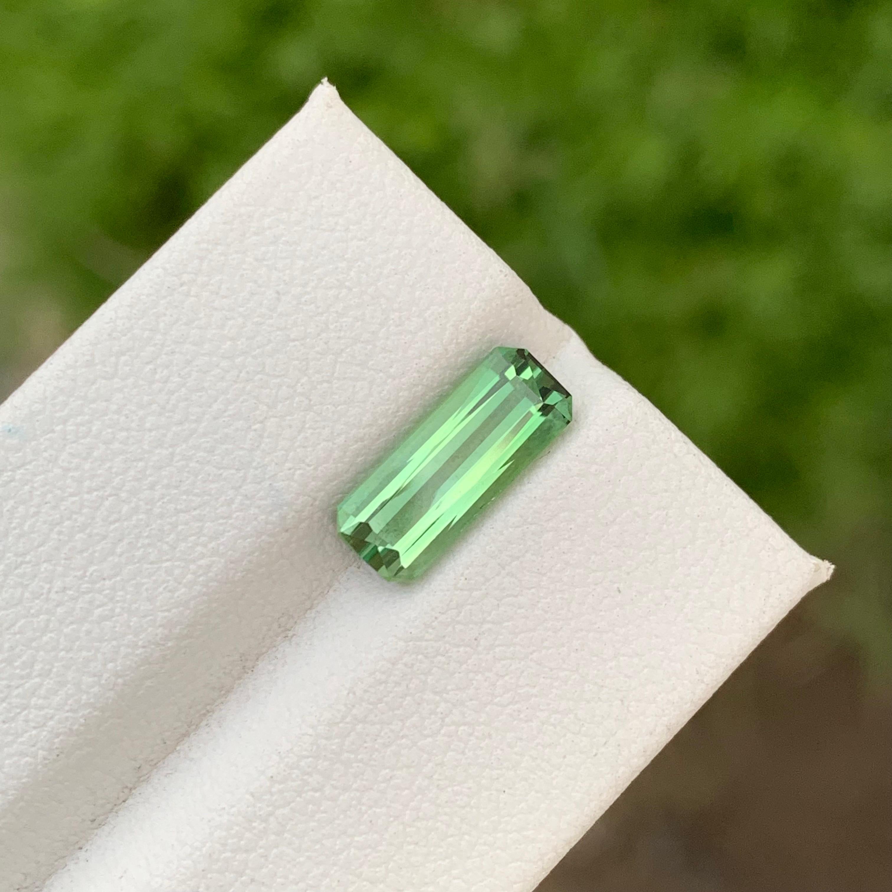 Women's or Men's Gorgeous 2.25 Carats Natural Loose Mint Green Tourmaline Long Emerald Shape Gem For Sale