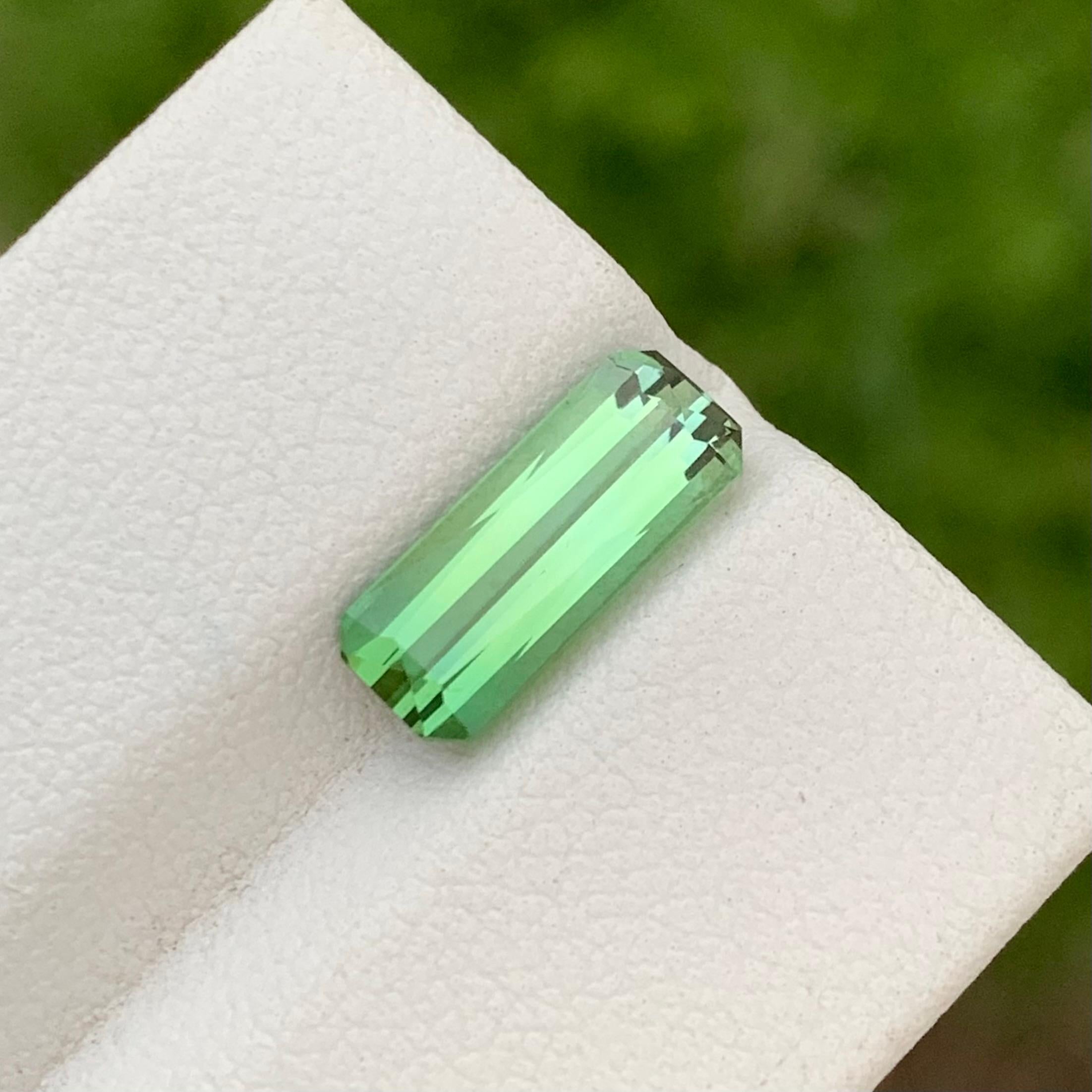 Gorgeous 2.25 Carats Natural Loose Mint Green Tourmaline Long Emerald Shape Gem For Sale 3