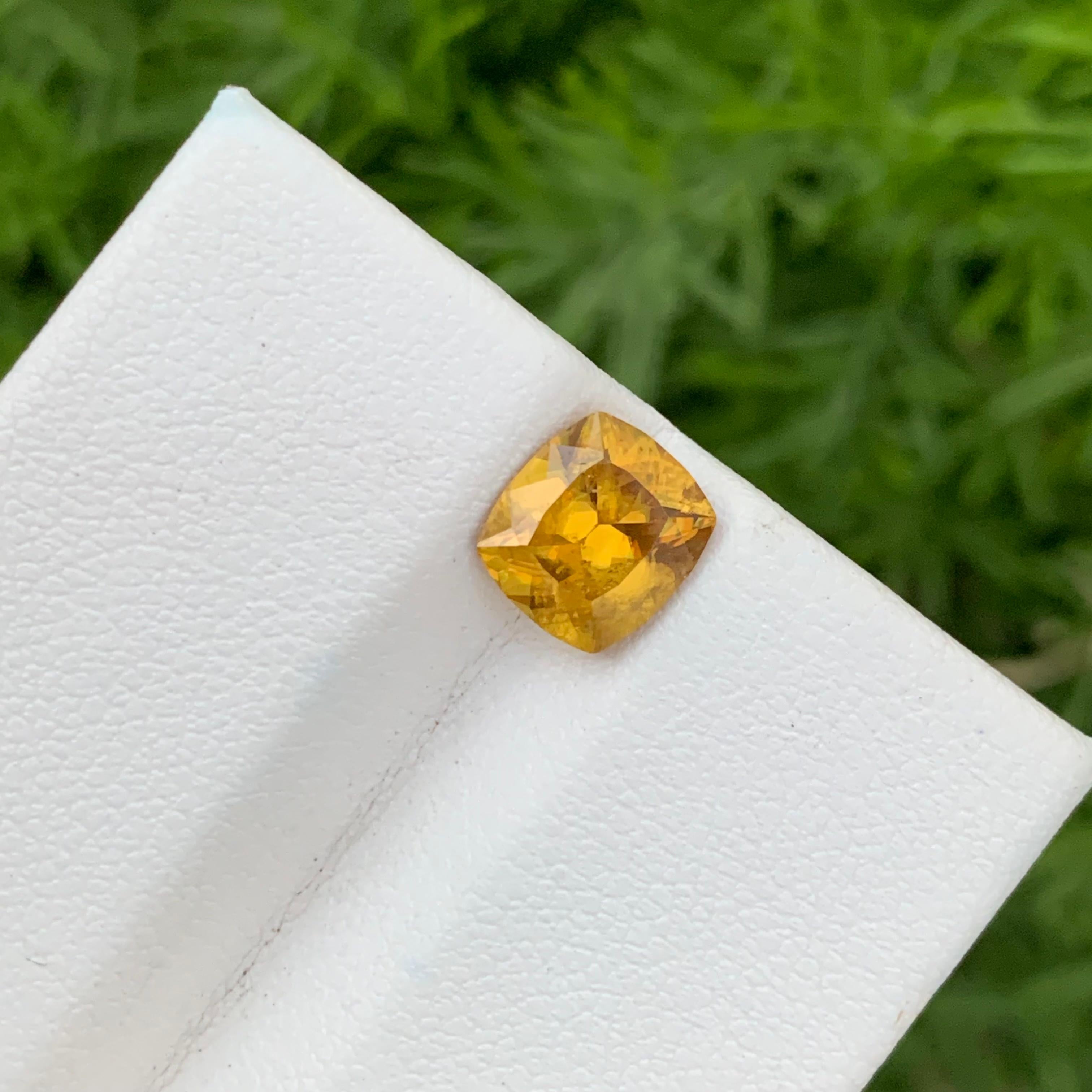 Gorgeous 2.40 Carats Natural Loose Fire Sphene Ring Gems Titanite Mineral Family For Sale 11