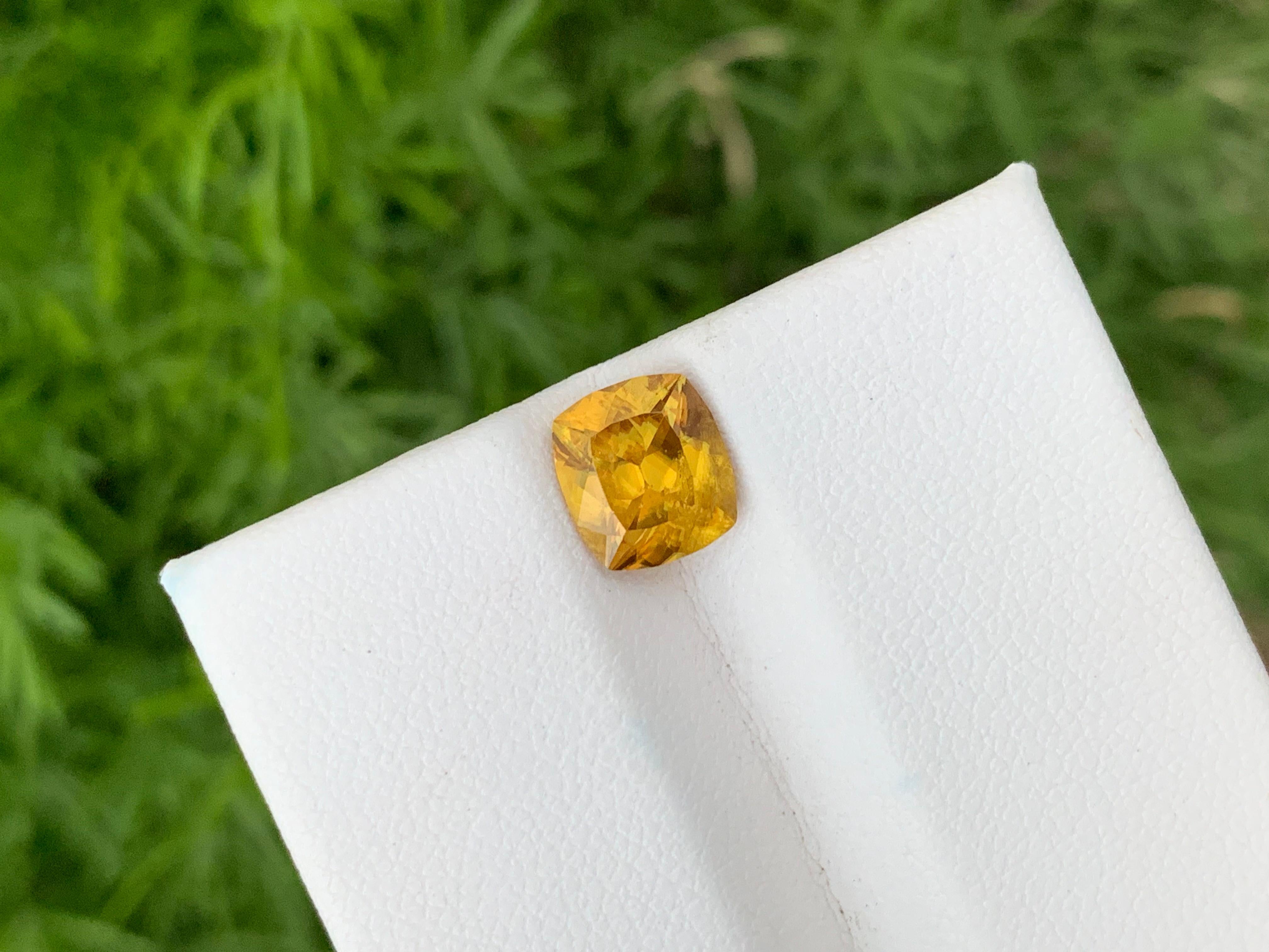 Gorgeous 2.40 Carats Natural Loose Fire Sphene Ring Gems Titanite Mineral Family For Sale 14