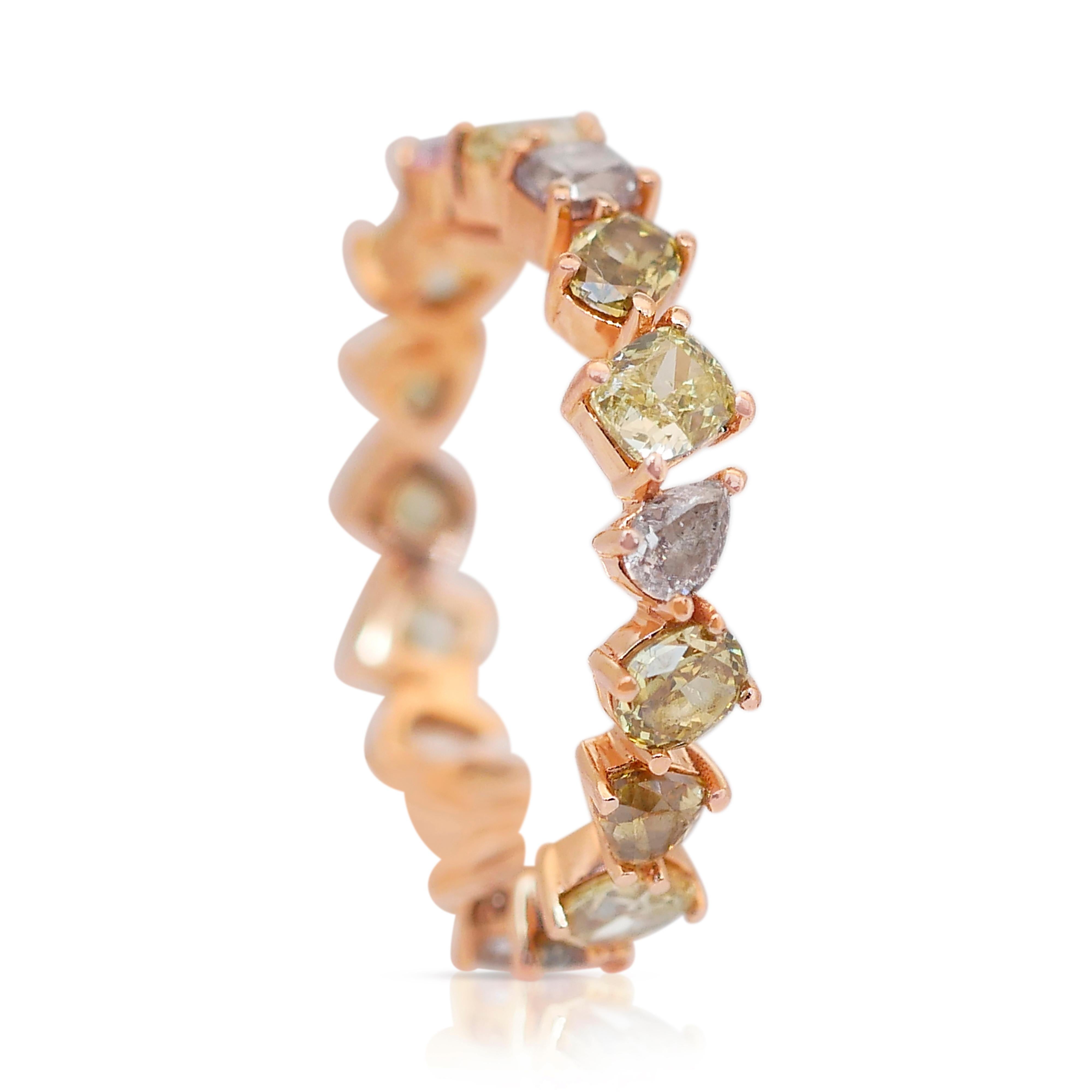 Gorgeous 2.63ct Diamonds Fancy-Colored Ring in 18k Rose Gold - IGI Certified 3