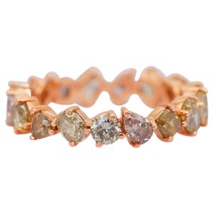 Gorgeous 2.63ct Diamonds Fancy-Colored Ring in 18k Rose Gold - IGI Certified