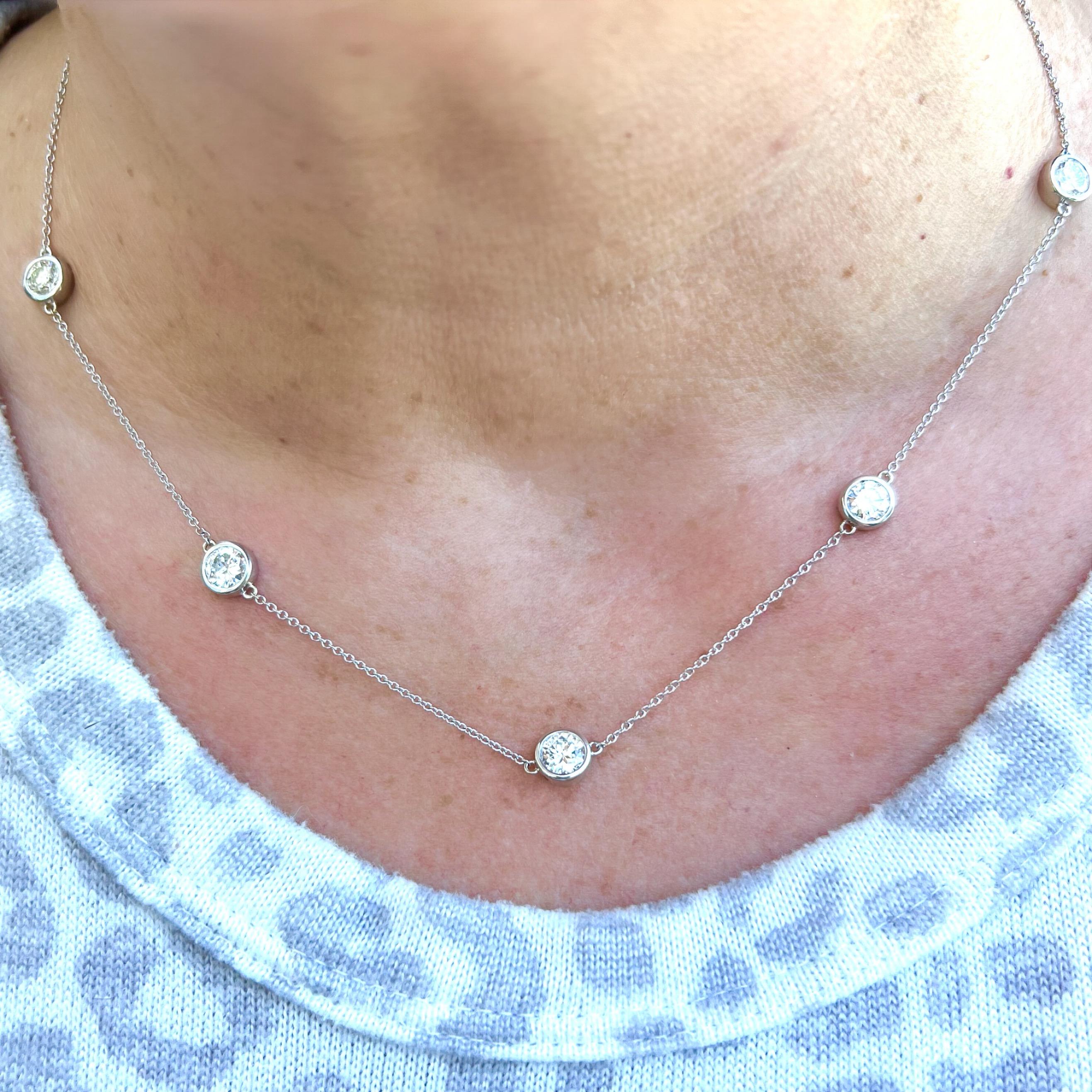 Wunderschöne 2,65 Karat 18kt Weißgold Diamanten pro Yard Halskette 2