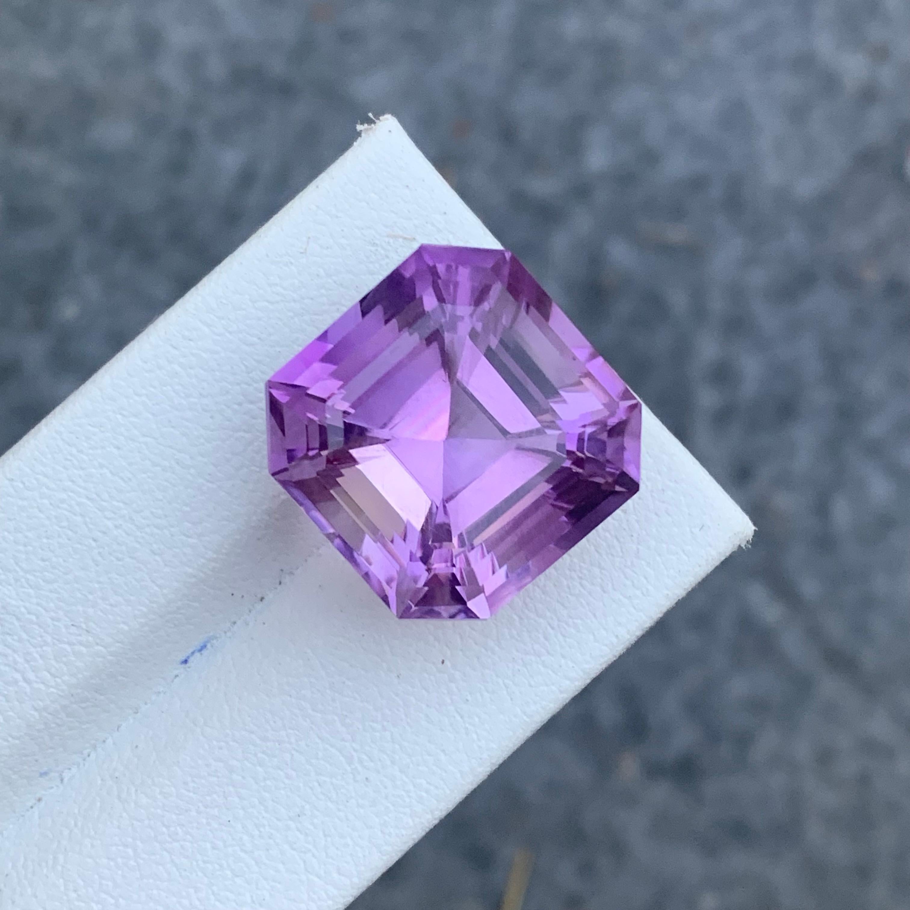 Gorgeous 27.60 Carat Natural Loose Purple Amethyst Asscher Cut Gemstone for Sell For Sale 1