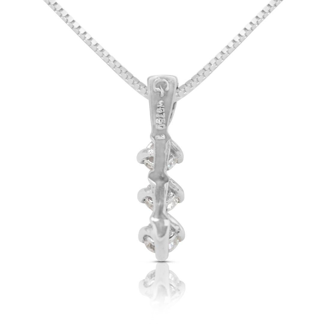 Gorgeous 3-stone Diamond Pendant in 18K White Gold - (Chain not included) For Sale 1