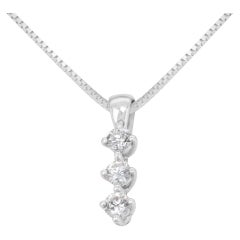 Magnifique pendentif à 3 pierres en or blanc 18 carats - (Chaîne non incluse)