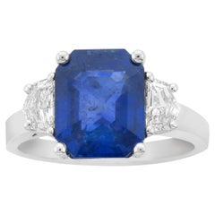 Gorgeous 3 Stone Sapphire Ring, GIA Certified