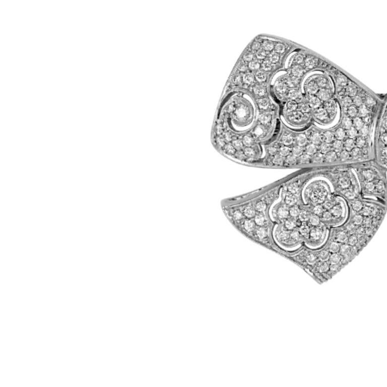 Sophia D. Platinbrosche mit 4,16 Karat Schleife und Diamanten im Design (Rohschliff) im Angebot