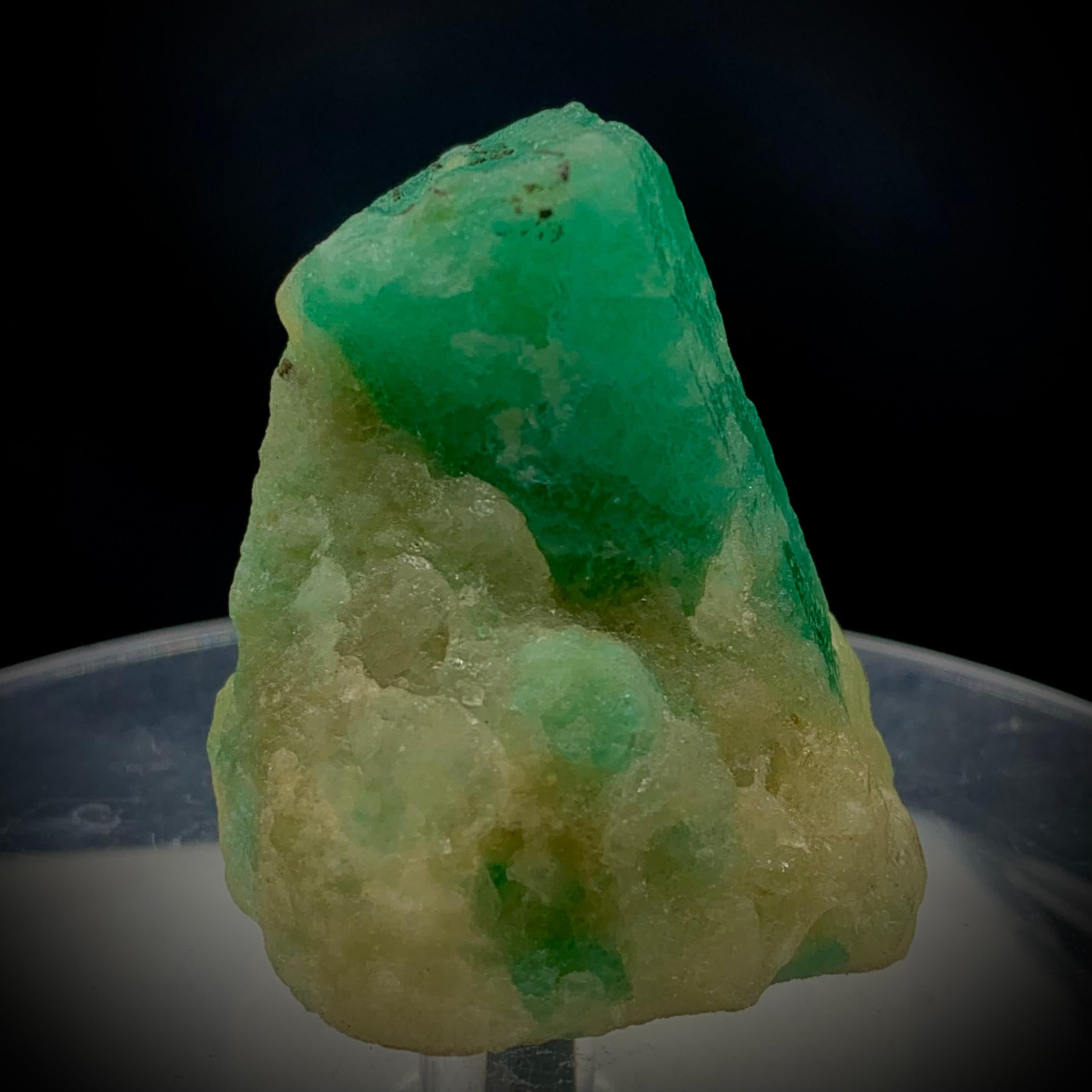 44 Grams of Green Emerald Crystal on Calcite Matrix which is available for sale at wholesale price from Swat Valley, KPK Province, Pakistan.
Green Emerald Crystal on Calcite Matrix Swat Valley, KPK Province, Pakistan. resenting this miniature size