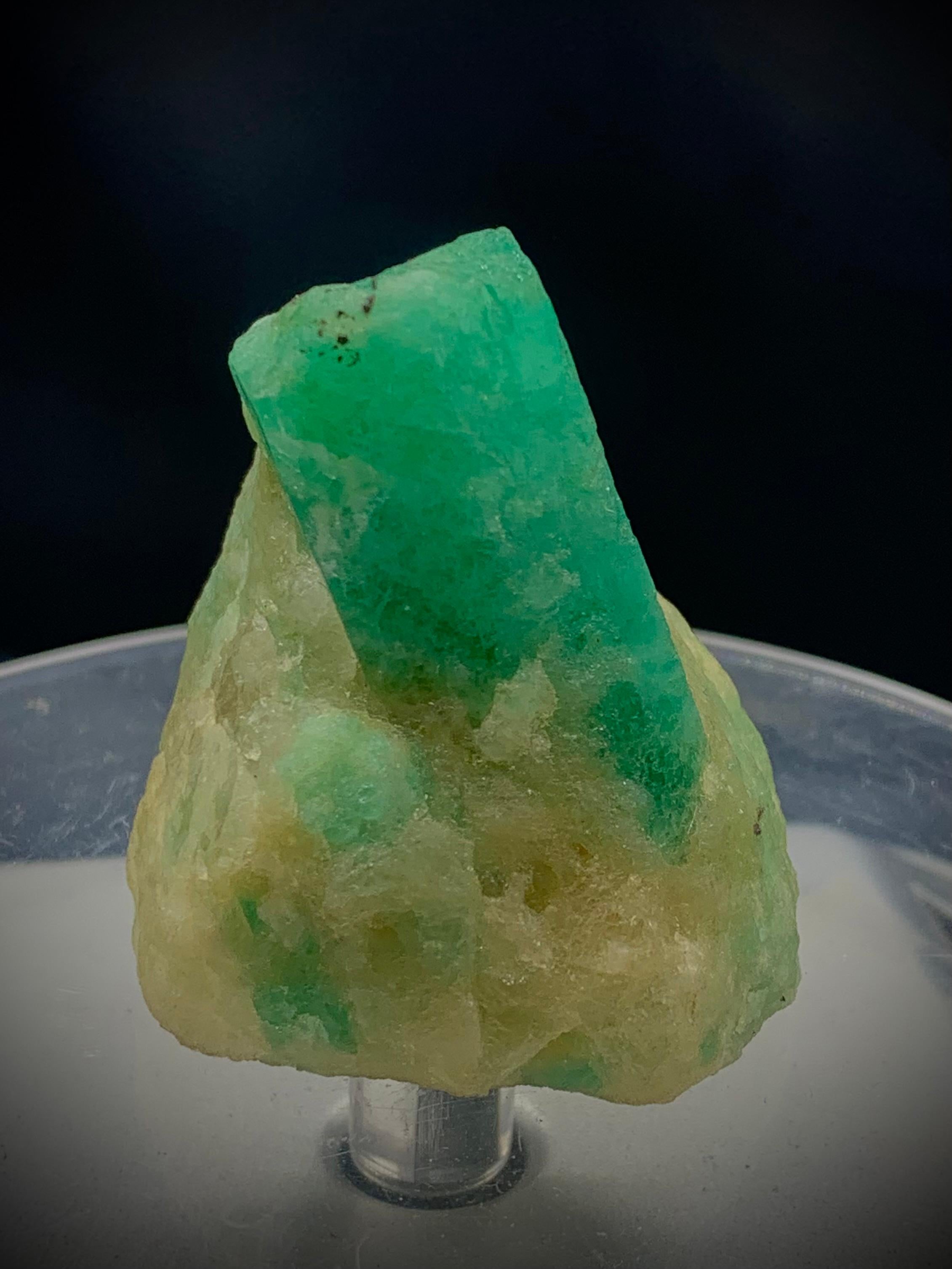 Enamel Gorgeous 44 Gram Natural Emerald Specimen with Calcite Matrix from Pakistan Mine