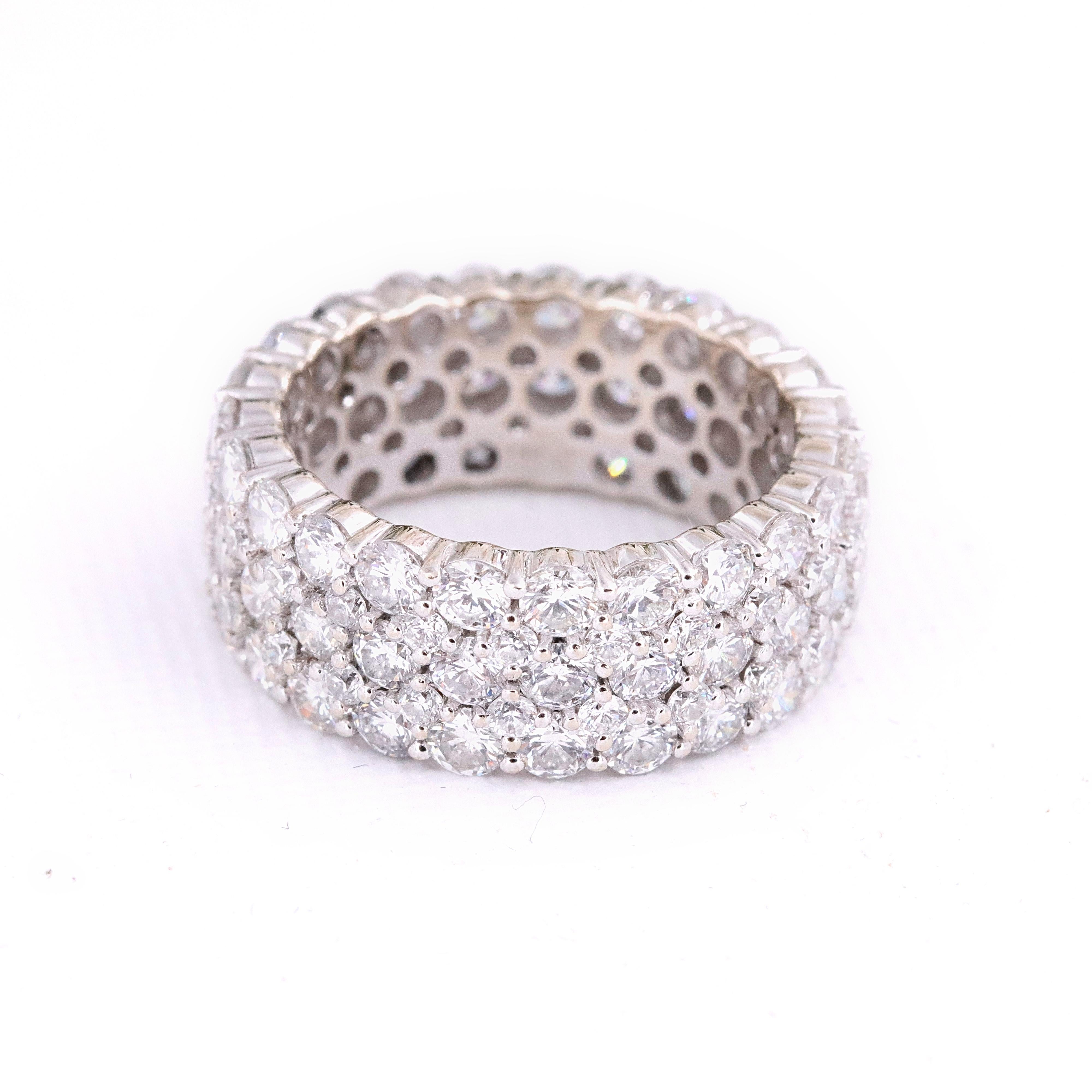 Gorgeous 5.50 Carat Five-Row Round Diamond 18 Karat Eternity Band G VS Ring For Sale 3