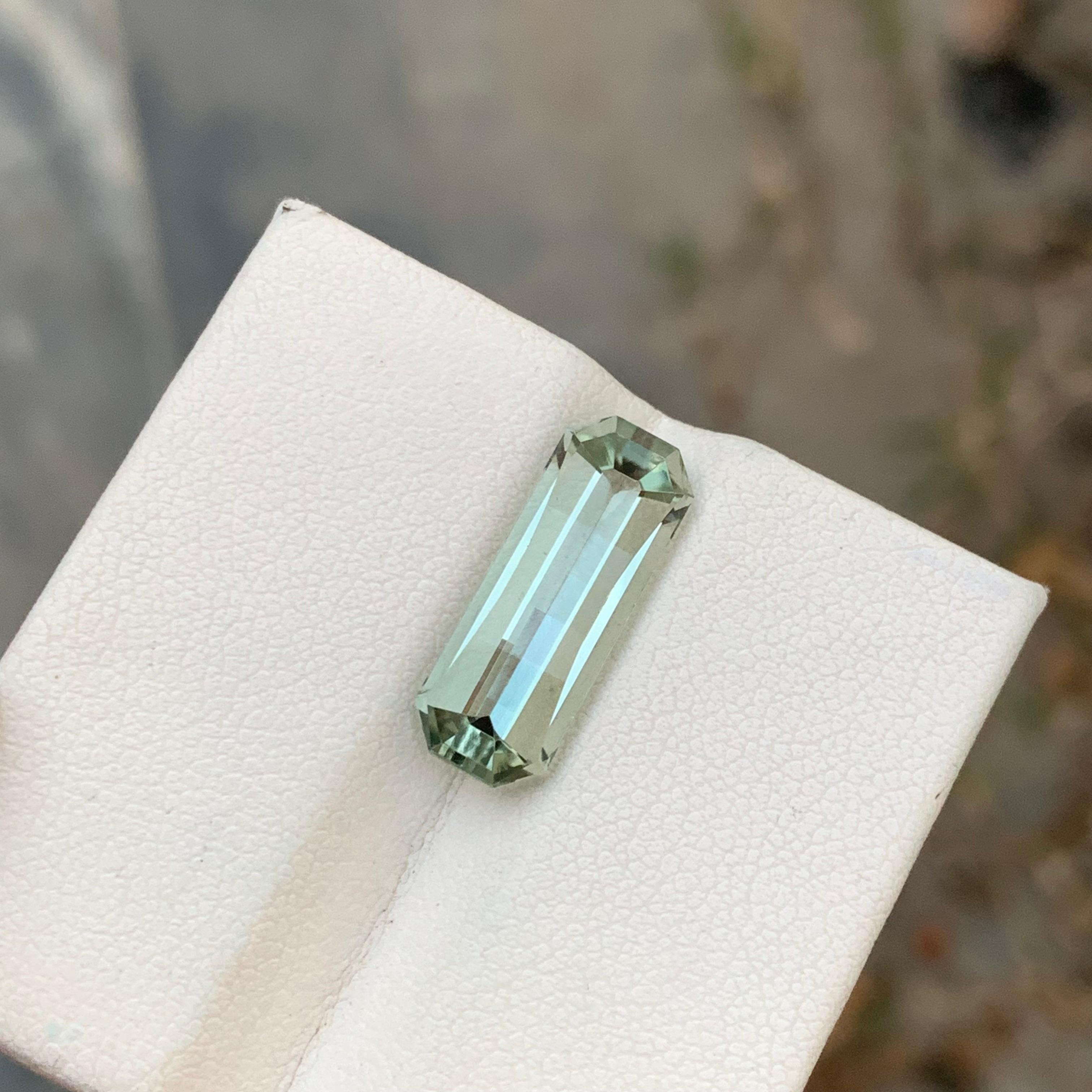 Gorgeous 5.70 Carats Light Green Loose Amethyst Prasiolite Pixel Cut Gemstone For Sale 6