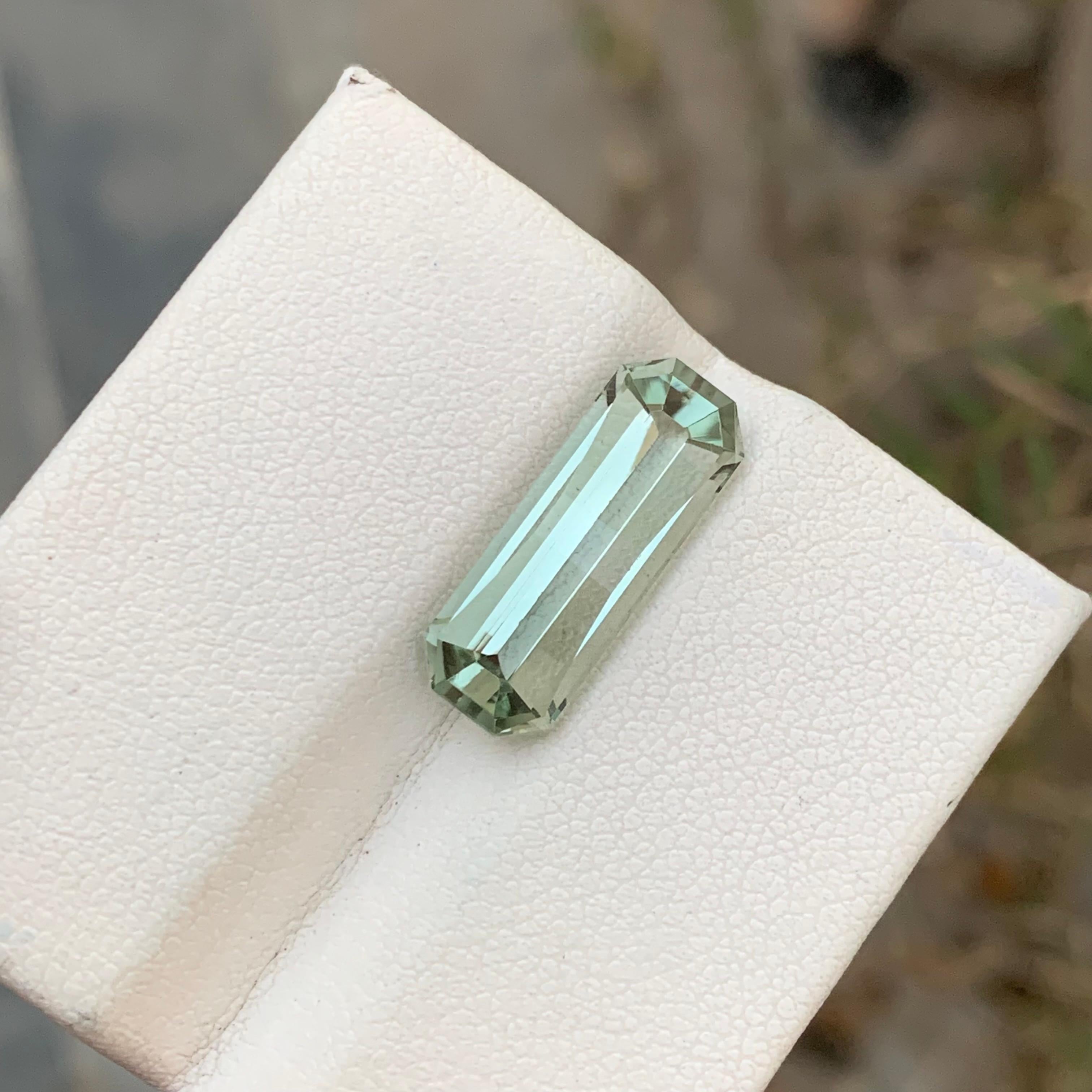 Gorgeous 5.70 Carats Light Green Loose Amethyst Prasiolite Pixel Cut Gemstone For Sale 3