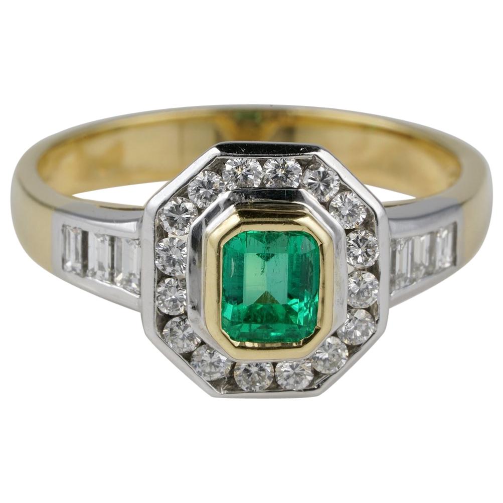 Gorgeous .65 Carat Colombian Emerald 1.10 Carat GVVS Diamond Engagement Ring For Sale
