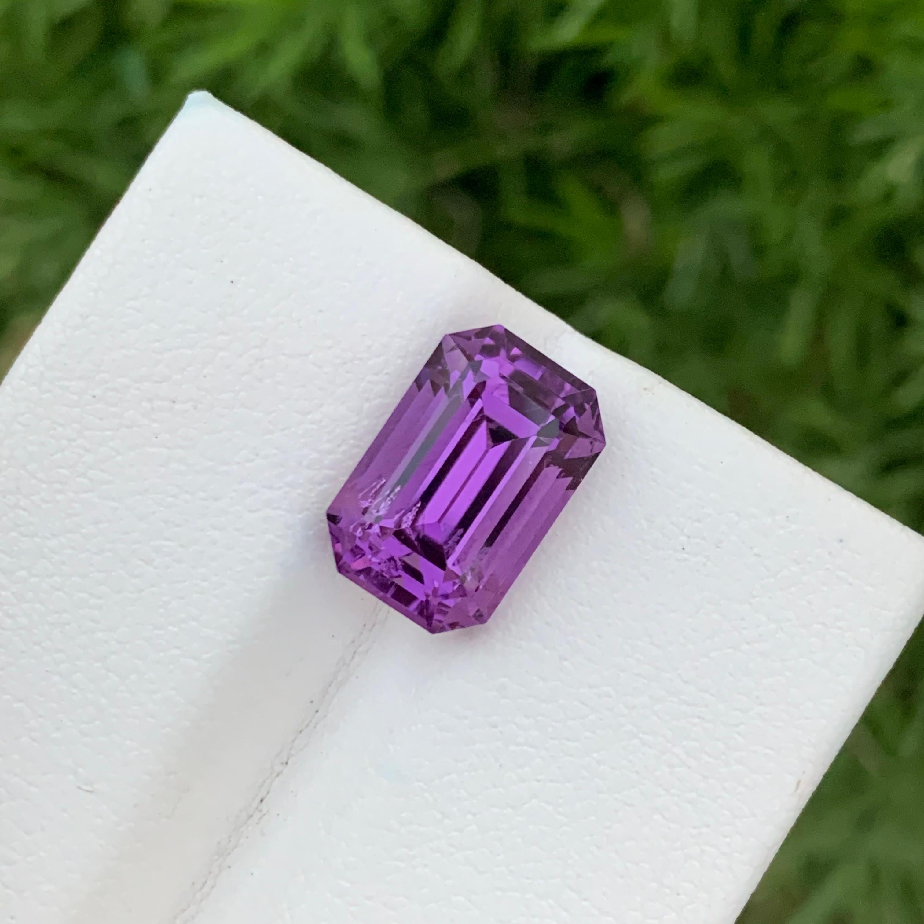 Gorgeous 6.85 Carat Natural Loose Purple Amethyst Ring Gems Emerald Shape  For Sale 12