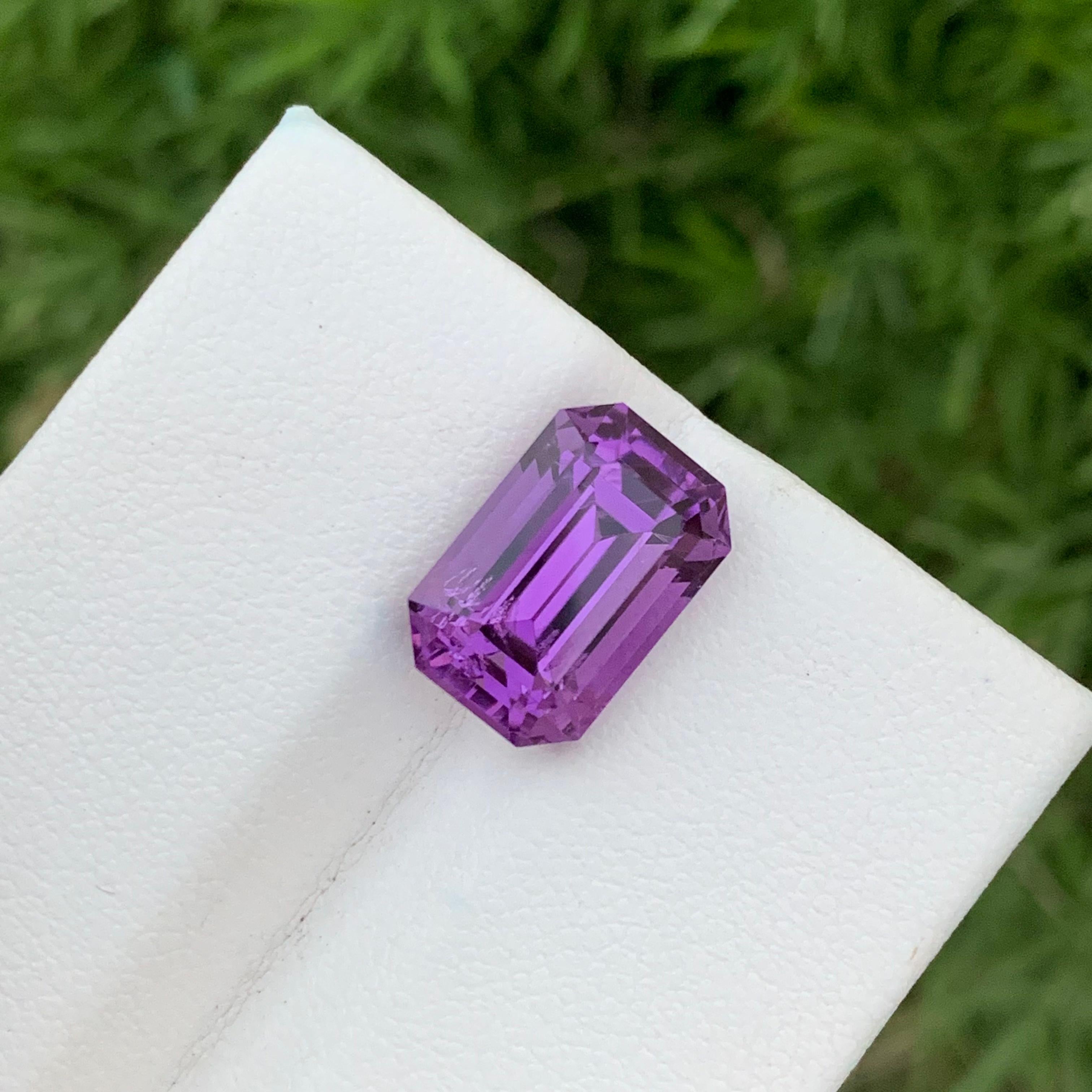 Gorgeous 6.85 Carat Natural Loose Purple Amethyst Ring Gems Emerald Shape  In New Condition For Sale In Peshawar, PK