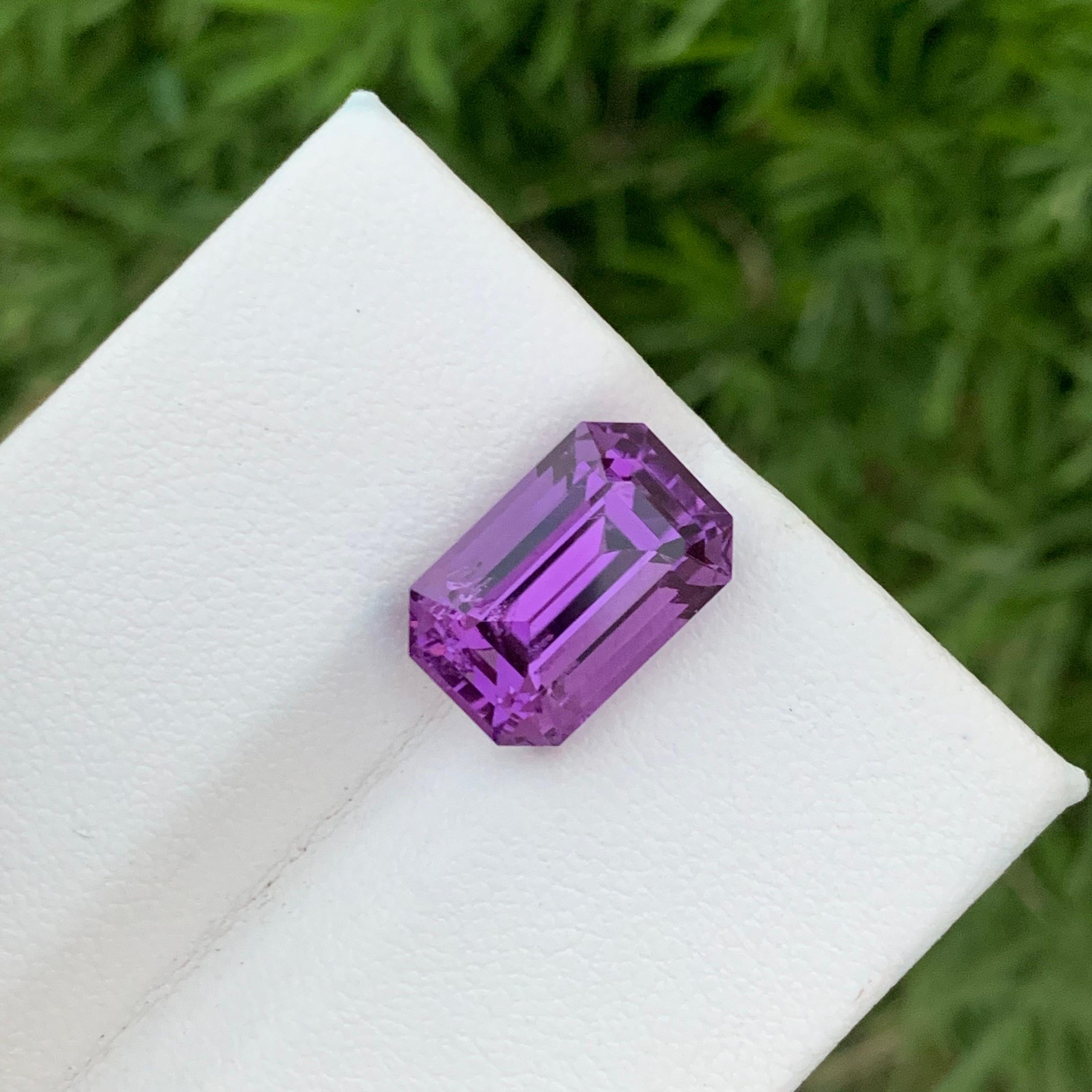 Gorgeous 6.85 Carat Natural Loose Purple Amethyst Ring Gems Emerald Shape  For Sale 2