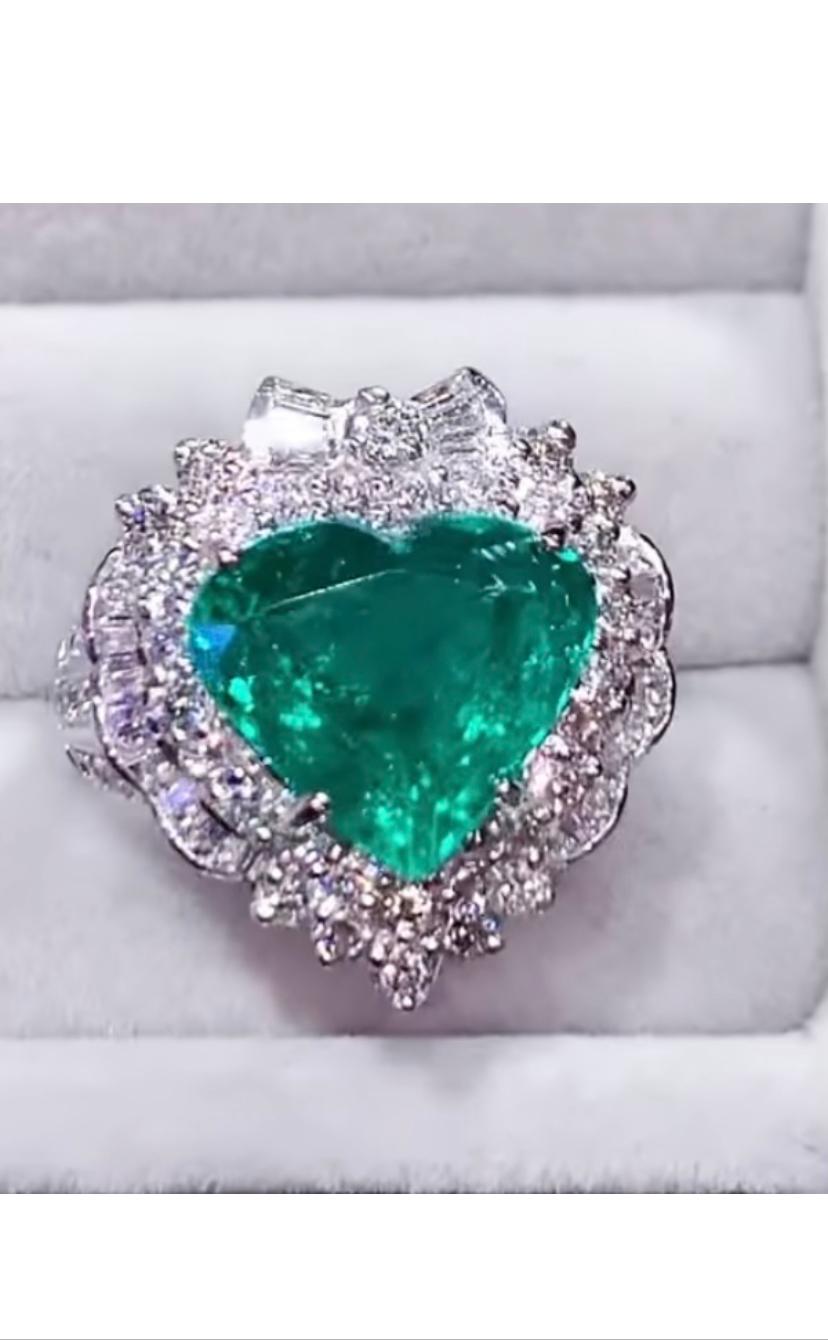 Heart Cut AIG Certified 6.60 Carats Zambian Emeralds  1.80 Ct Diamonds 18K Gold Ring For Sale