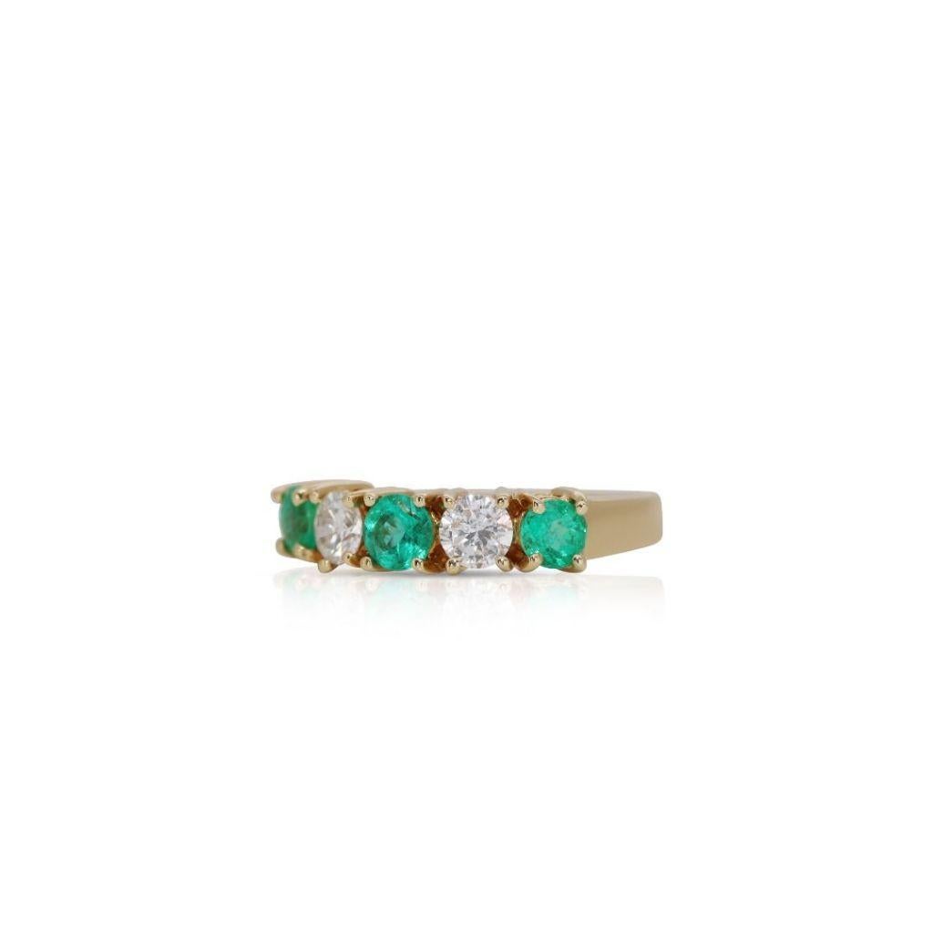 Round Cut Gorgeous .80ct. Round Mixed Cut Pave Emerald Ring-IGI Certificate For Sale