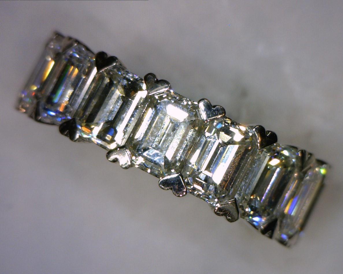 Sophia D, Eternity-Ring aus Platin mit 9,47 Karat Diamanten (Französischer Schliff) im Angebot