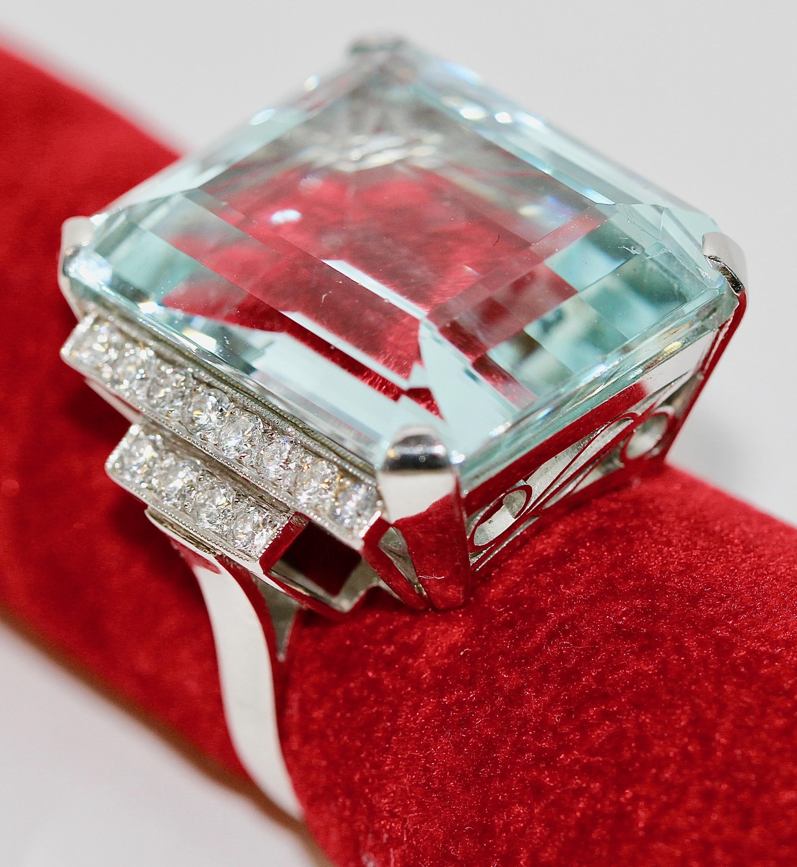 Modern Gorgeous 950 Platinum Ring with Large 34.8ct Faceted Aquamarine and 24 Diamonds For Sale