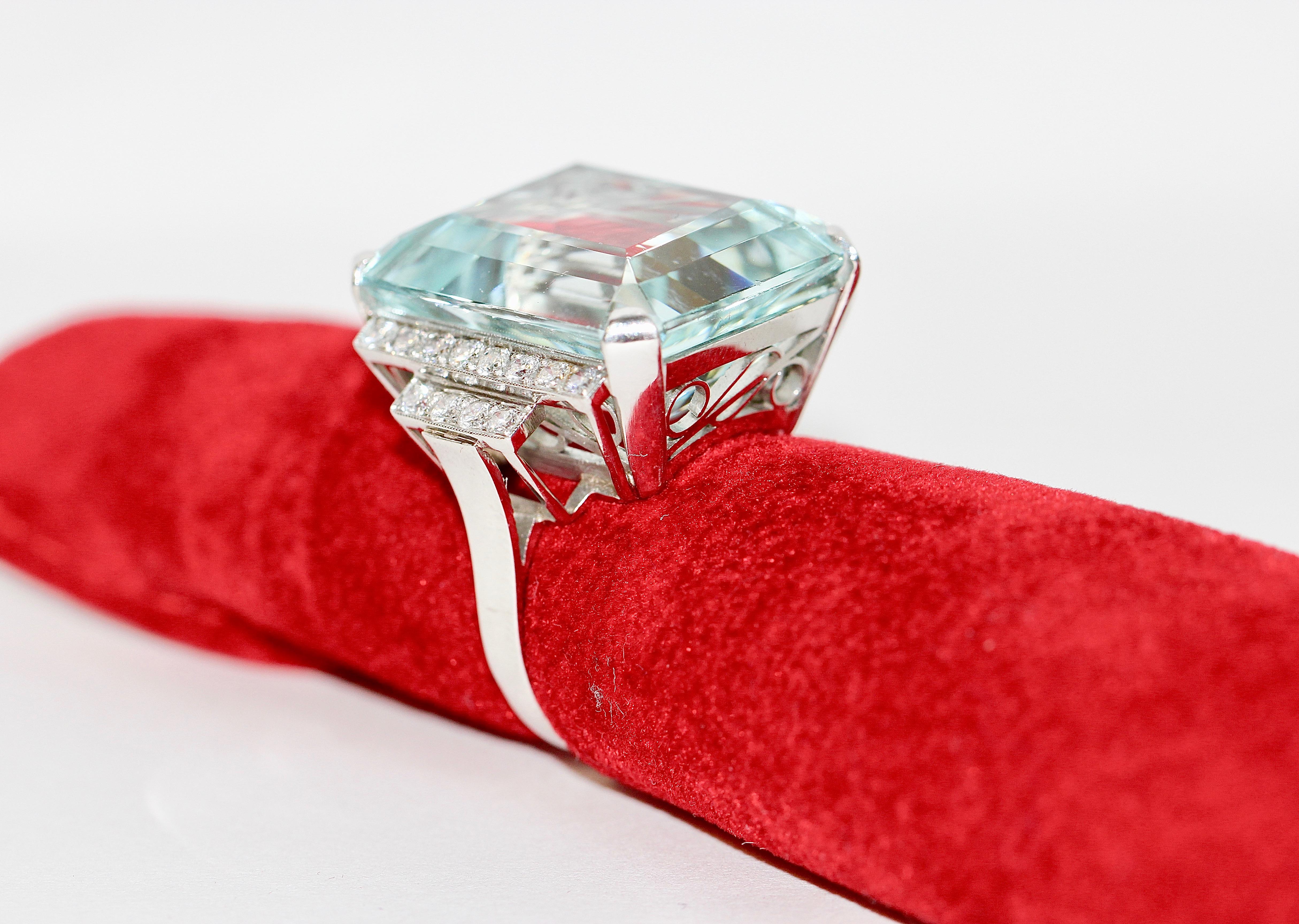 Women's Gorgeous 950 Platinum Ring with Large 34.8ct Faceted Aquamarine and 24 Diamonds For Sale