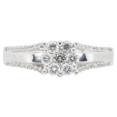 Gorgeous 9k White Gold Ring with 0.318 Ct Natural Diamonds