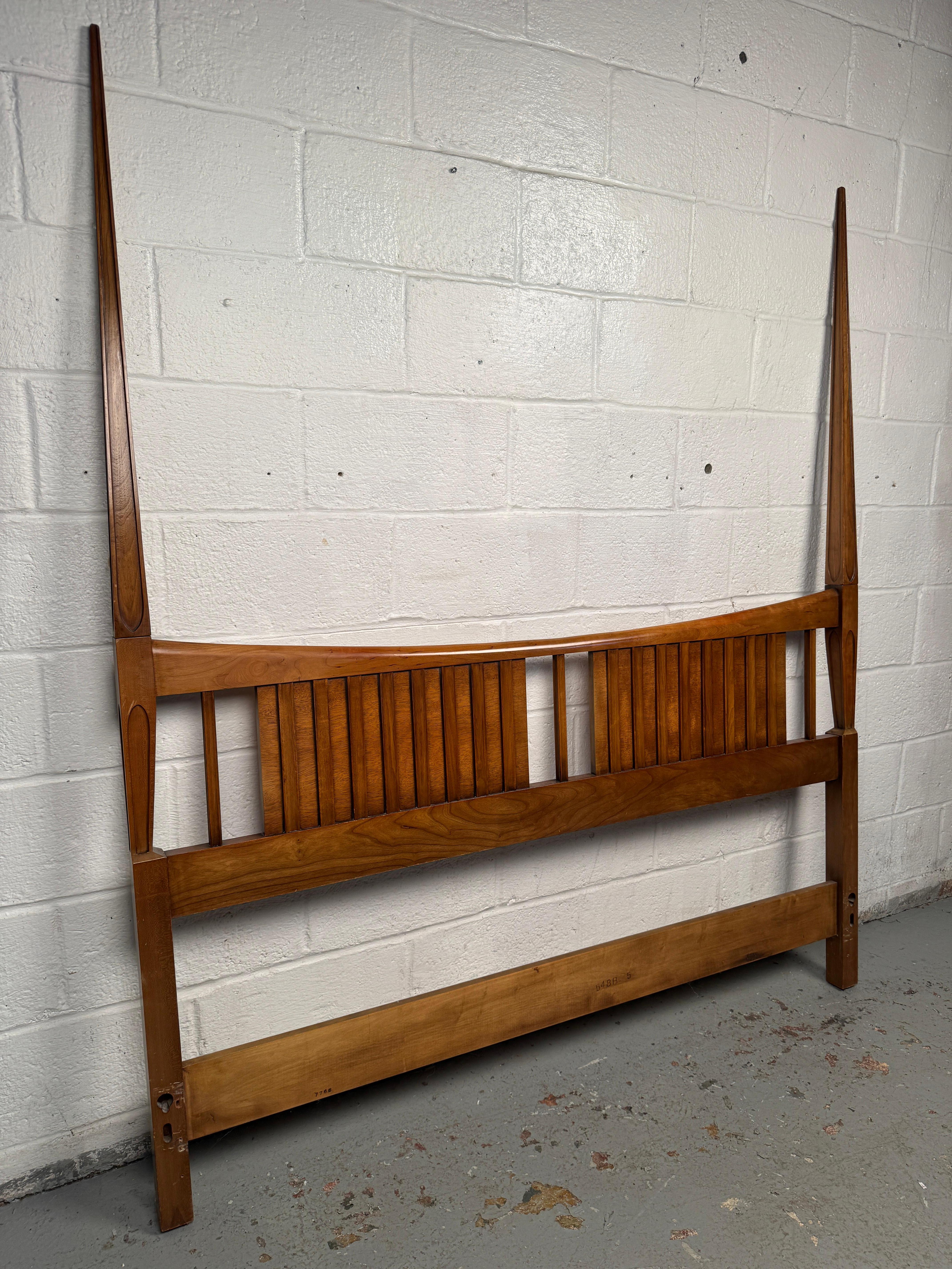 Mid-Century Modern Gorgeous American Mid-Century Headboard by John Widdicomb For Sale
