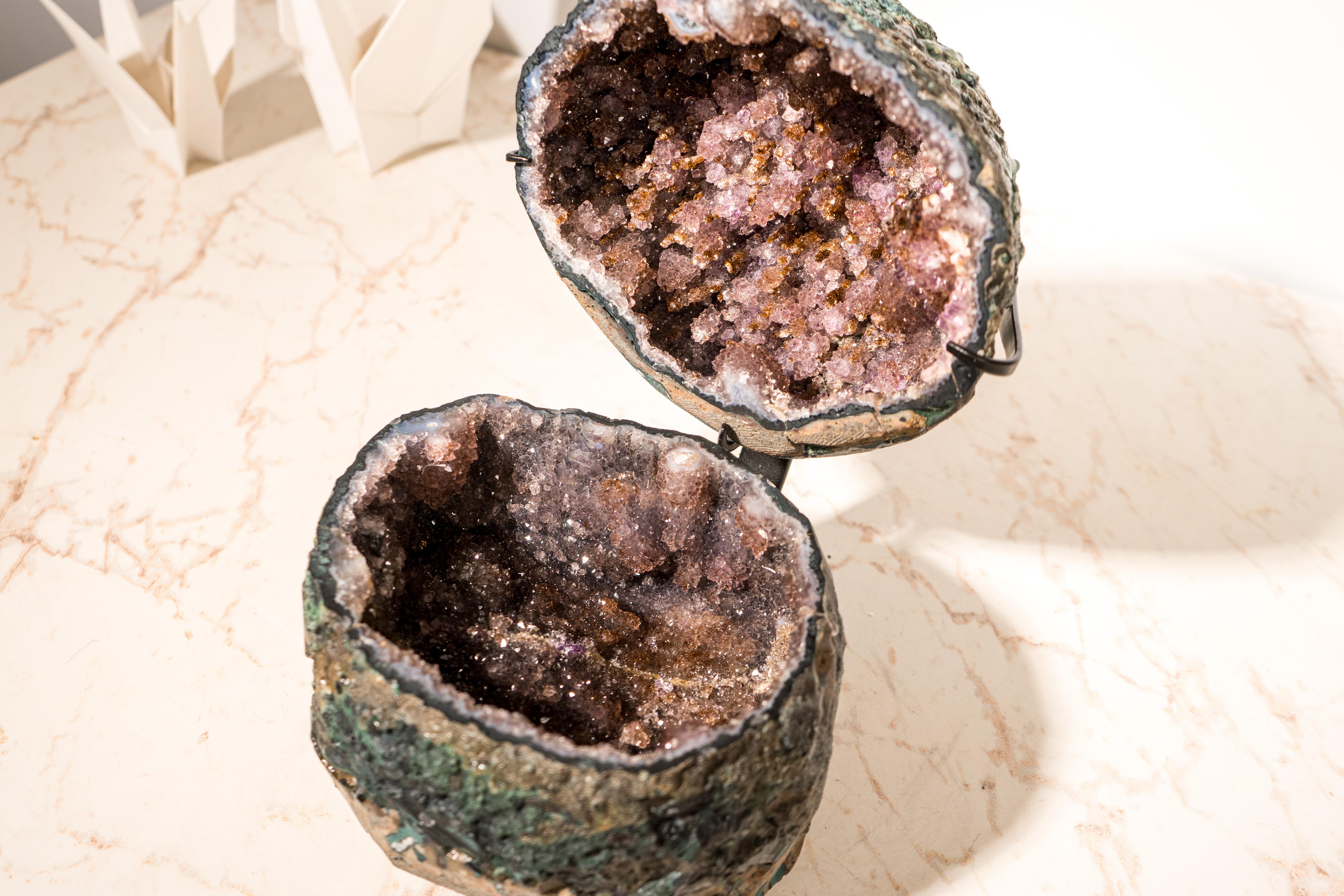 Boîte à bijoux en géode d'améthyste avec formations de stalactites en vente 1