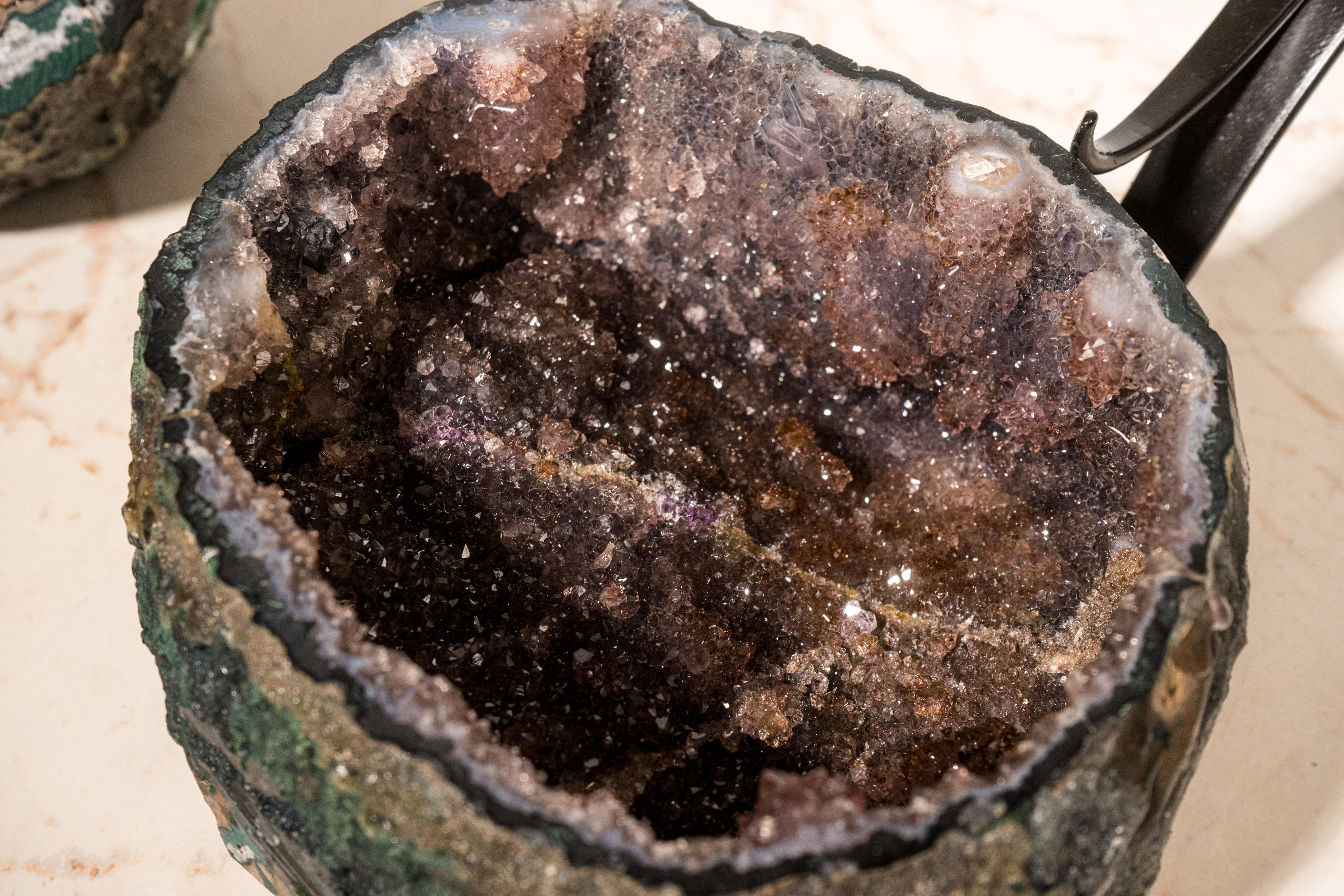Boîte à bijoux en géode d'améthyste avec formations de stalactites en vente 3