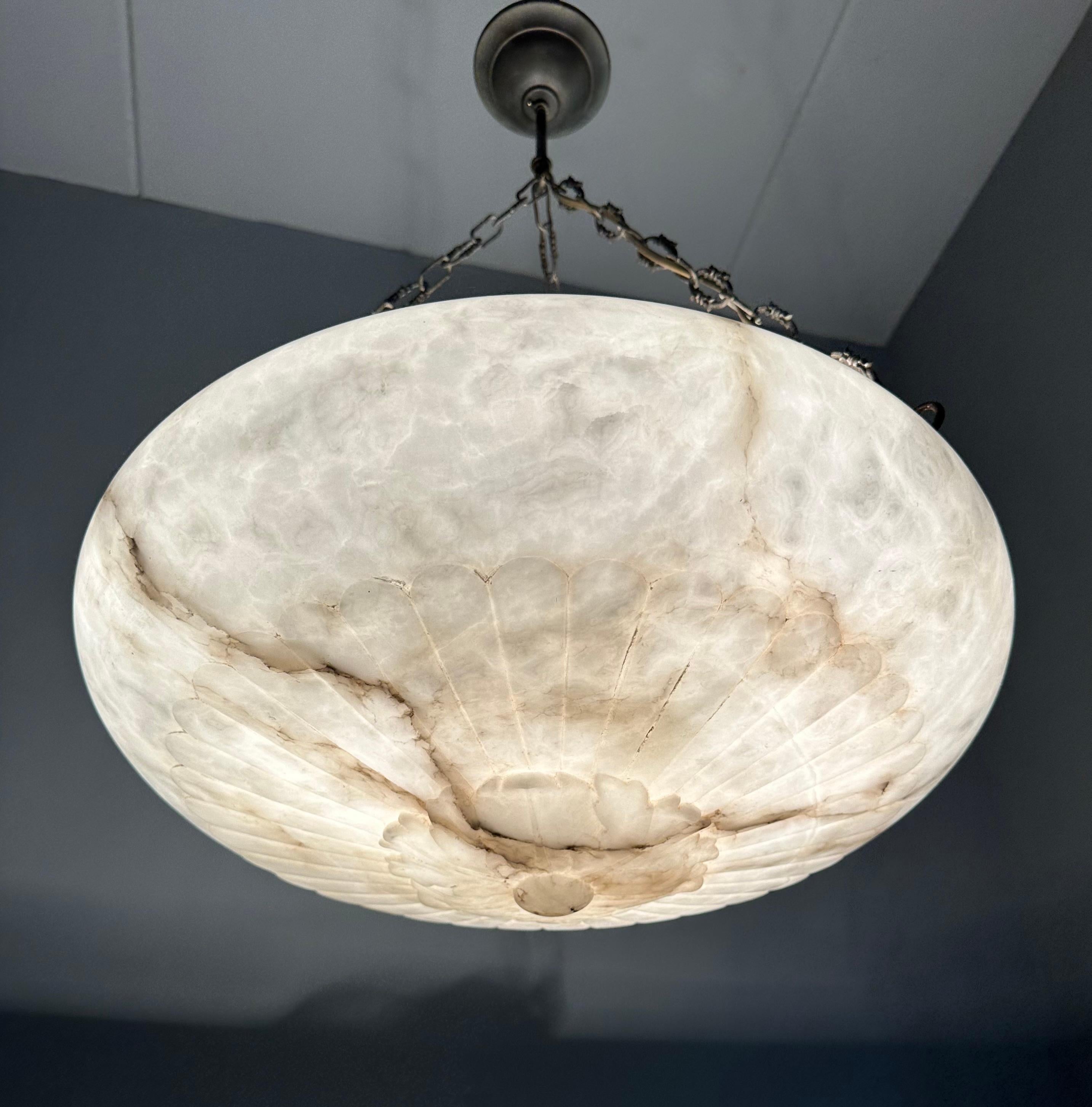 Gorgeous Antique 20 Inches in Diameter White & Black Alabaster Chandelier Light For Sale 10