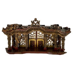 Gorgeous Antique Architectural Sculpture of Chinese Temple