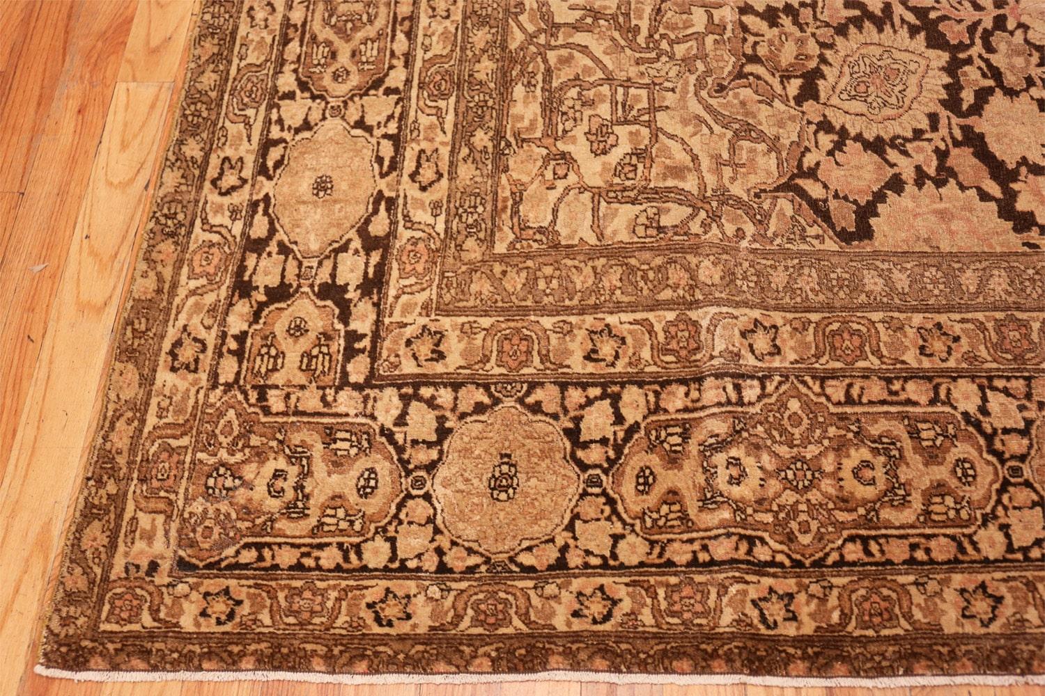Ardabil Design Antique Brown Color Persian Tabriz Carpet, Country of Origin: Persia, Circa date: Turn of the Twentieth Century. Size: 9 ft 9 in x 12 ft 5 in (2.97 m x 3.78 m)

  