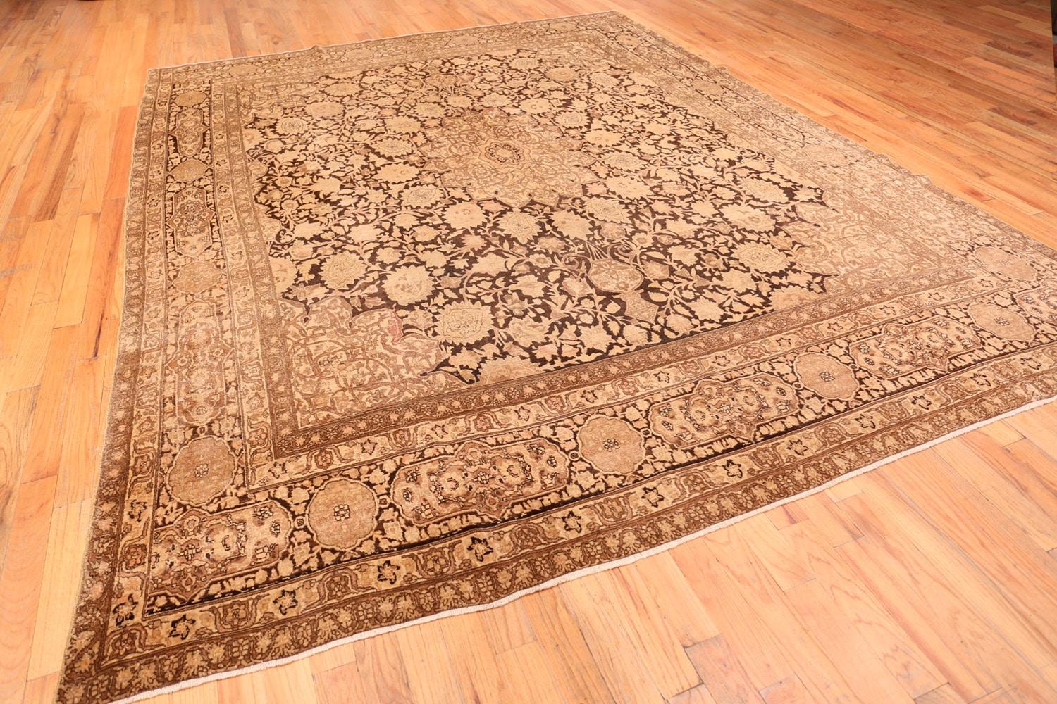 Gorgeous Antique Brown Ardabil Design Persian Tabriz Carpet. In Excellent Condition In New York, NY