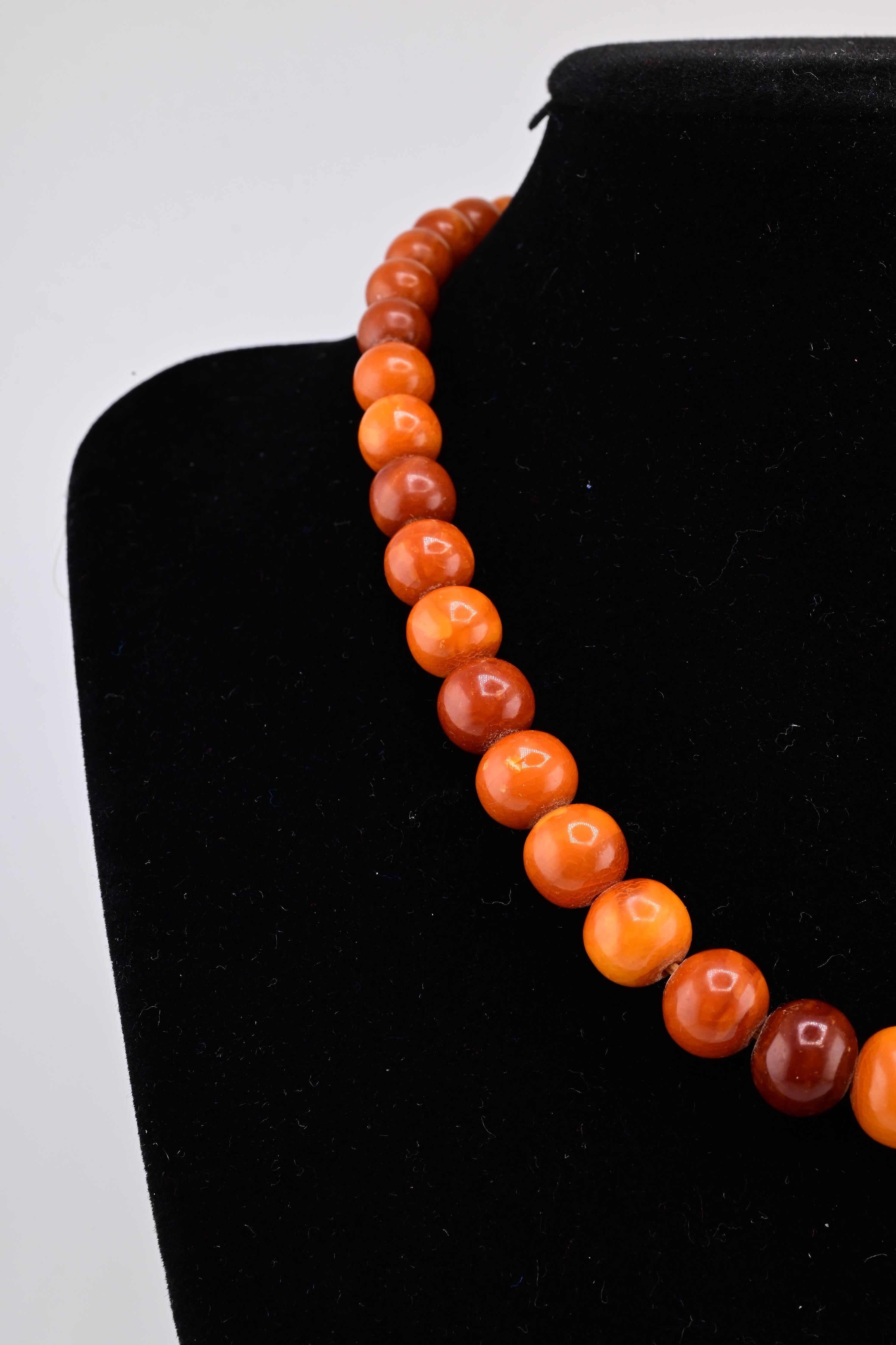 Women's or Men's Gorgeous Antique Butterscotch Amber Necklace Ottoman Beads 15.17 Grams For Sale