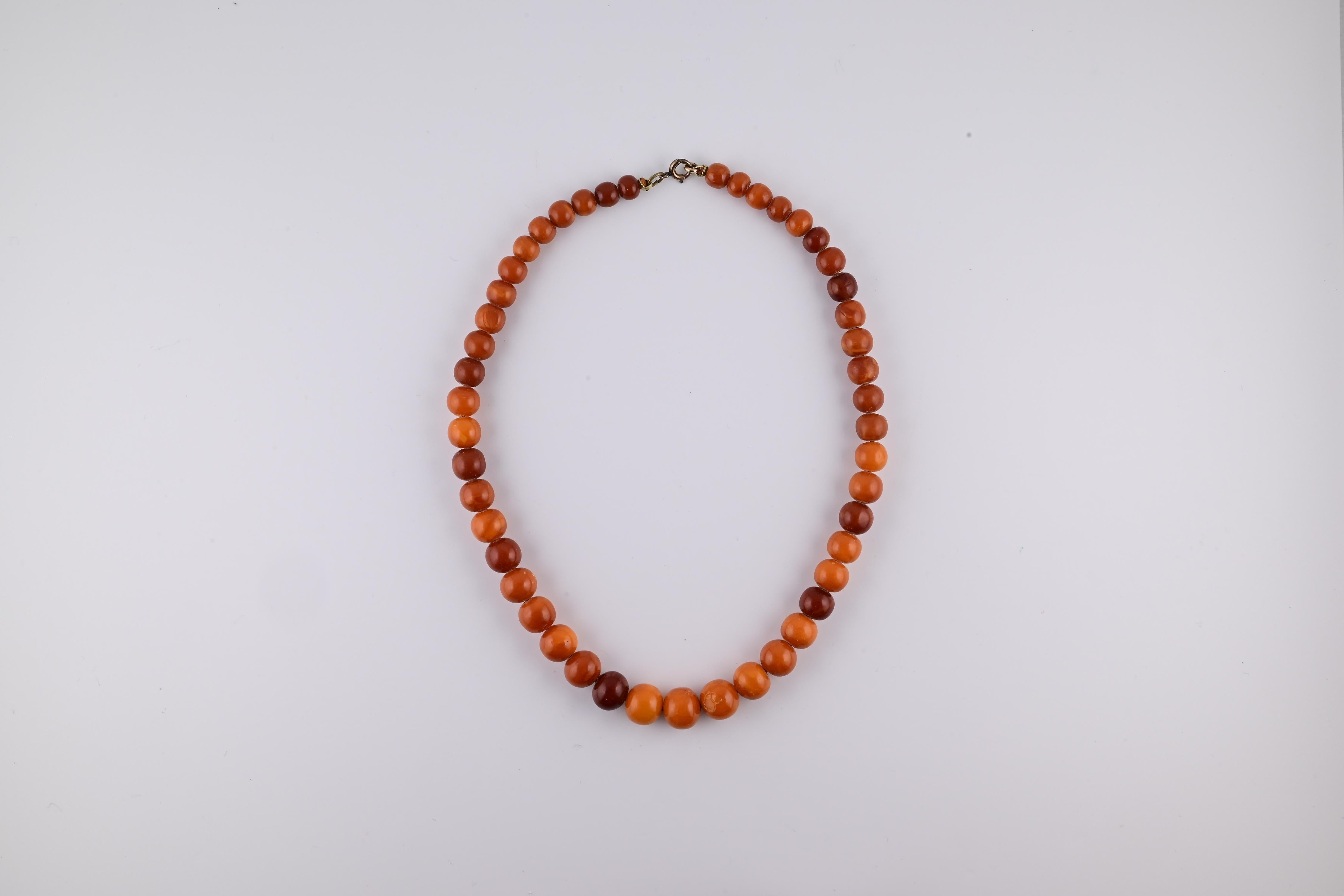 Gorgeous Antique Butterscotch Amber Necklace Ottoman Beads 15.17 Grams For Sale 1
