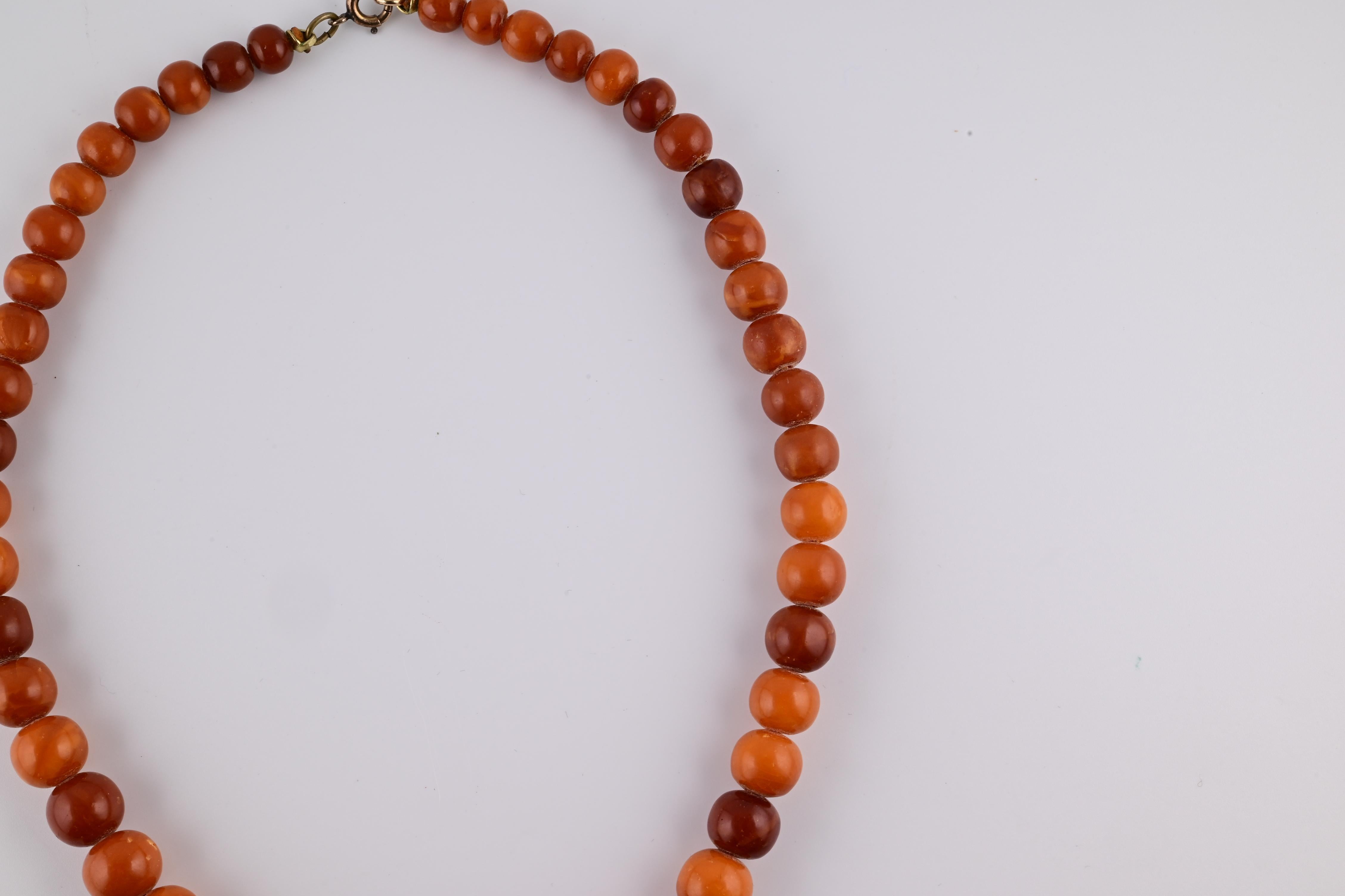 Gorgeous Antique Butterscotch Amber Necklace Ottoman Beads 15.17 Grams For Sale 3