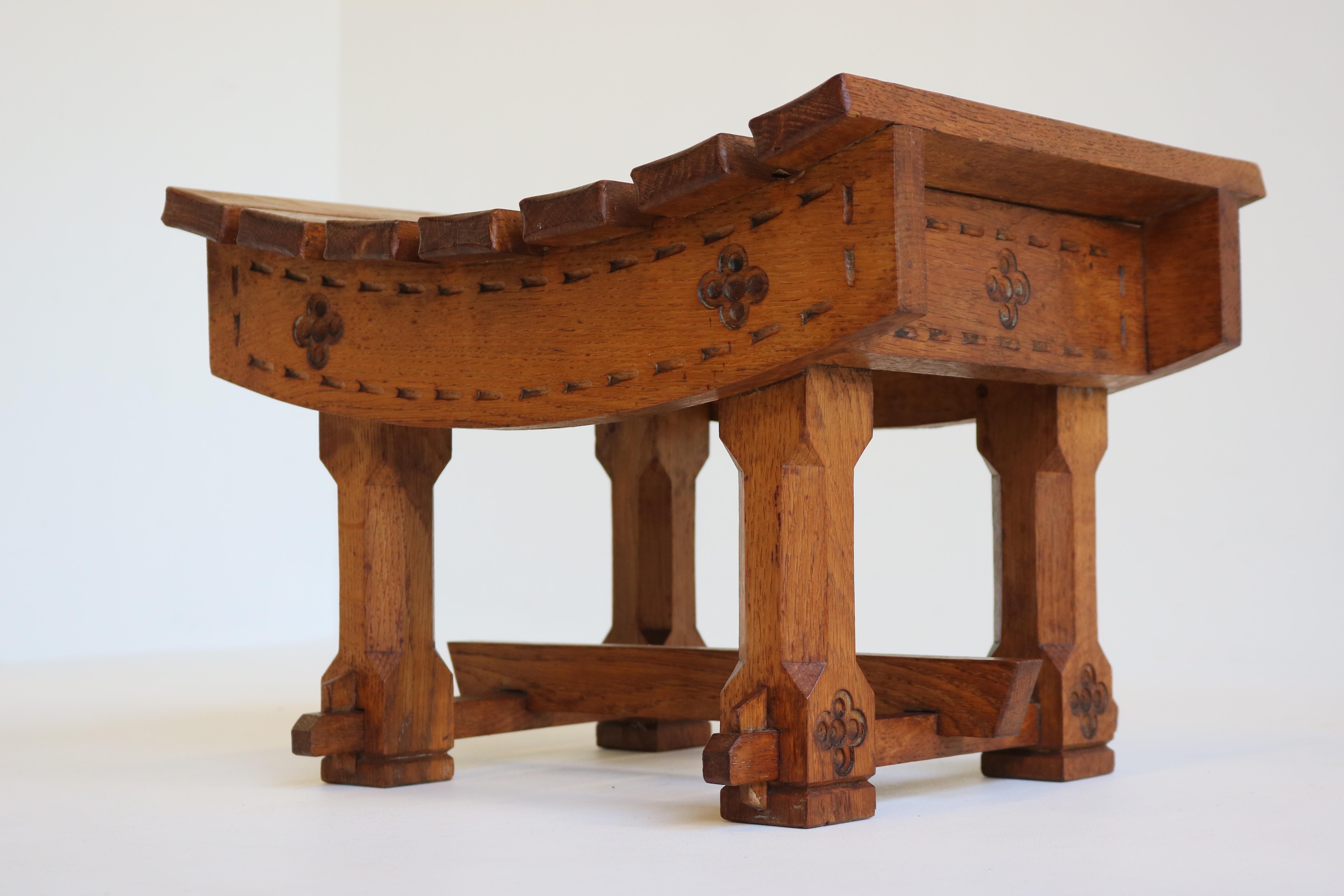 Gorgeous Antique Dutch Arts & Crafts Stool / Footstool in Carved Oak, 1900 For Sale 1