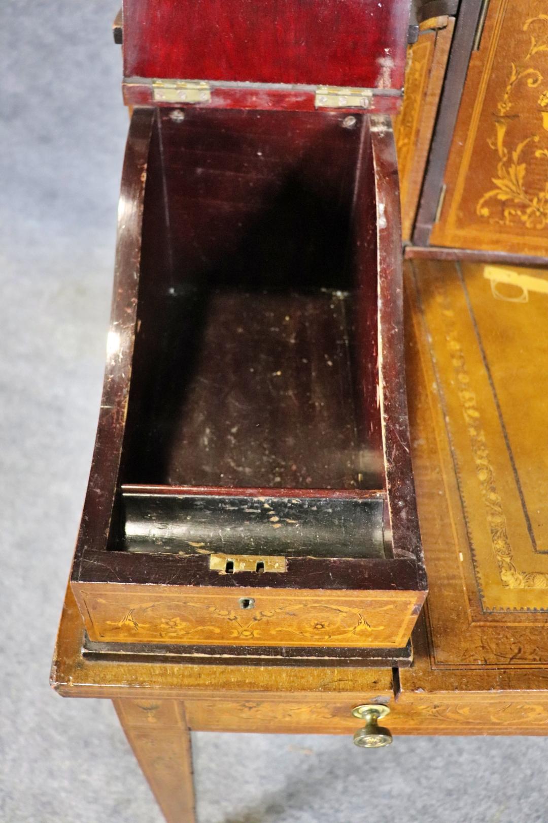 Gorgeous Antique English Inlaid Walnut Carlton House Desk Circa 1900 For Sale 2