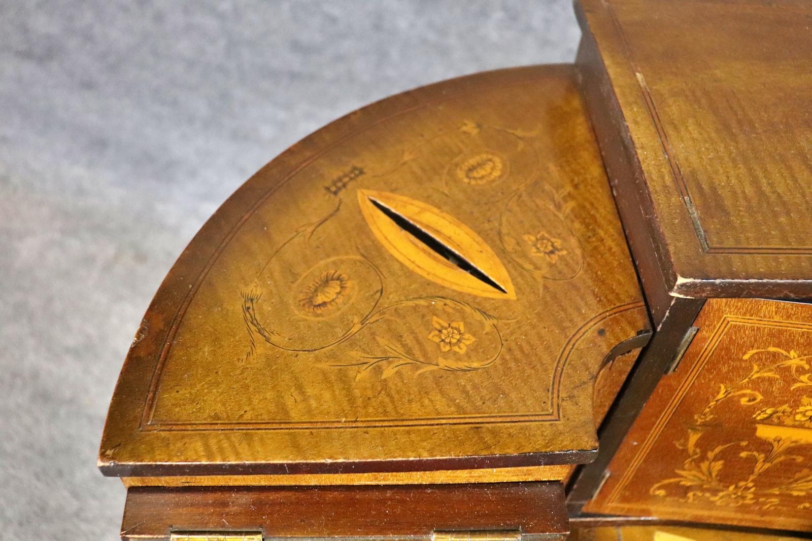 Gorgeous Antique English Inlaid Walnut Carlton House Desk Circa 1900 For Sale 4