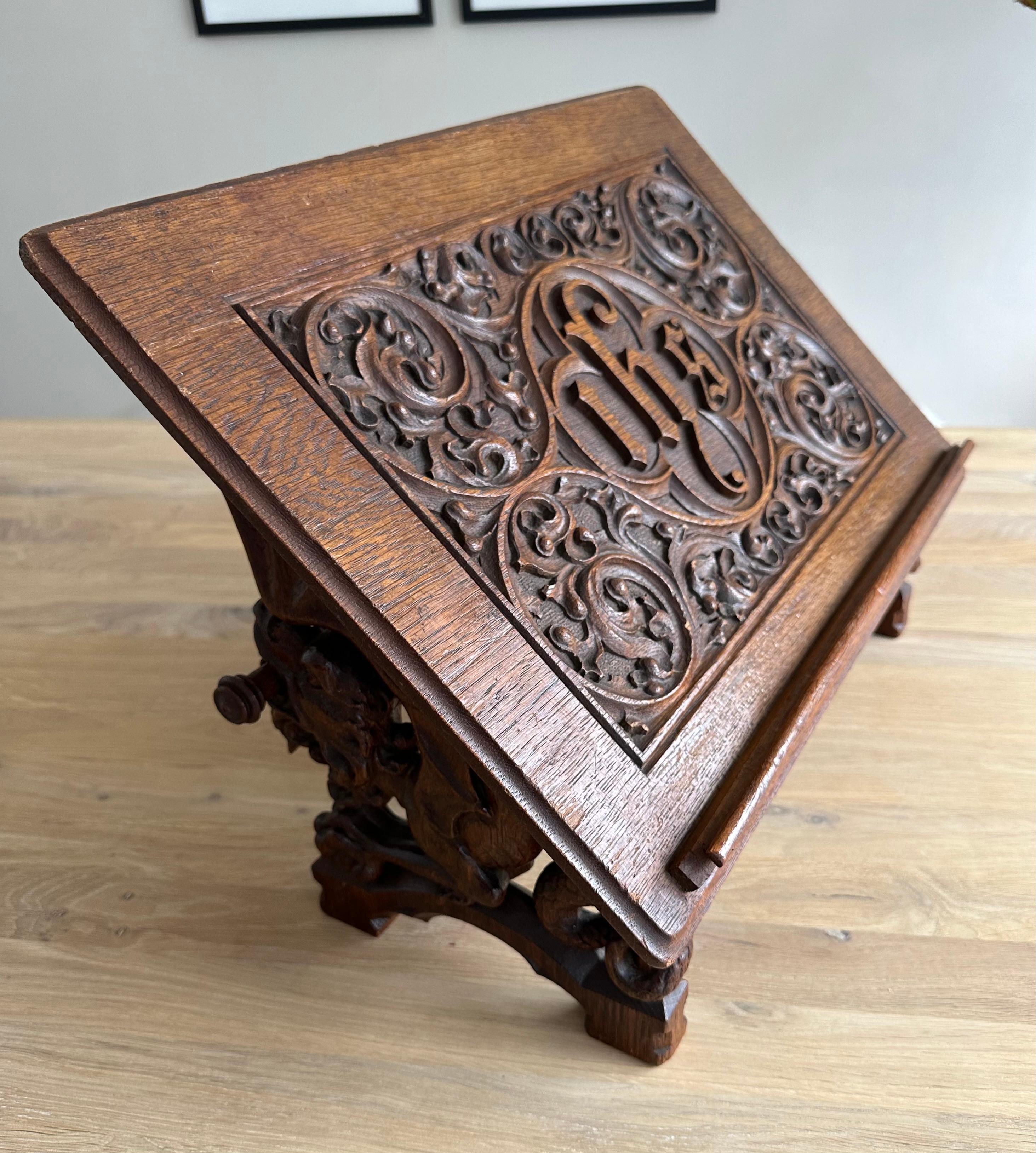 Gorgeous Antique Hand Carved Oak Gothic Revival Bible Stand w. Dragon Sculptures For Sale 4
