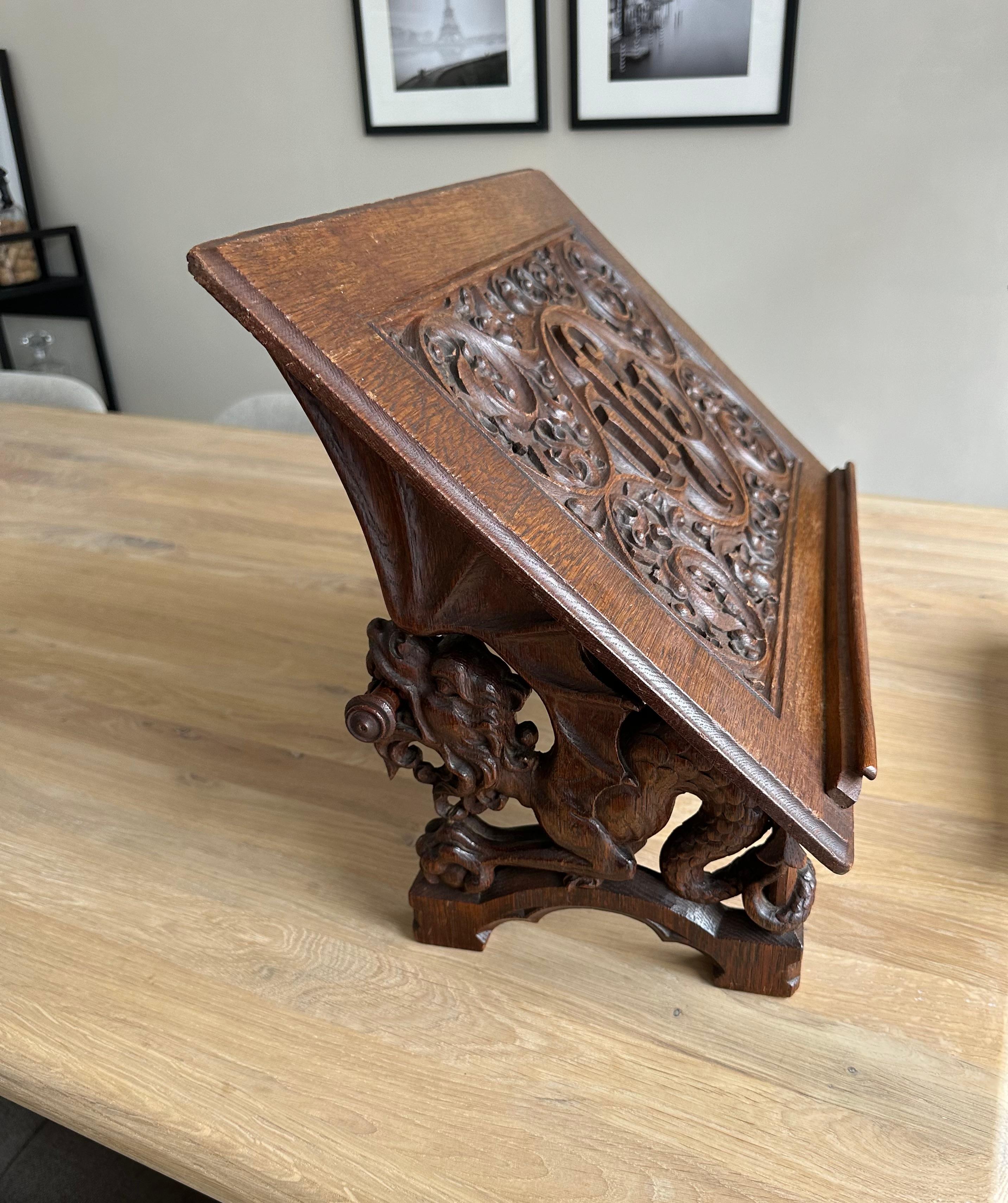 Gorgeous Antique Hand Carved Oak Gothic Revival Bible Stand w. Dragon Sculptures For Sale 14