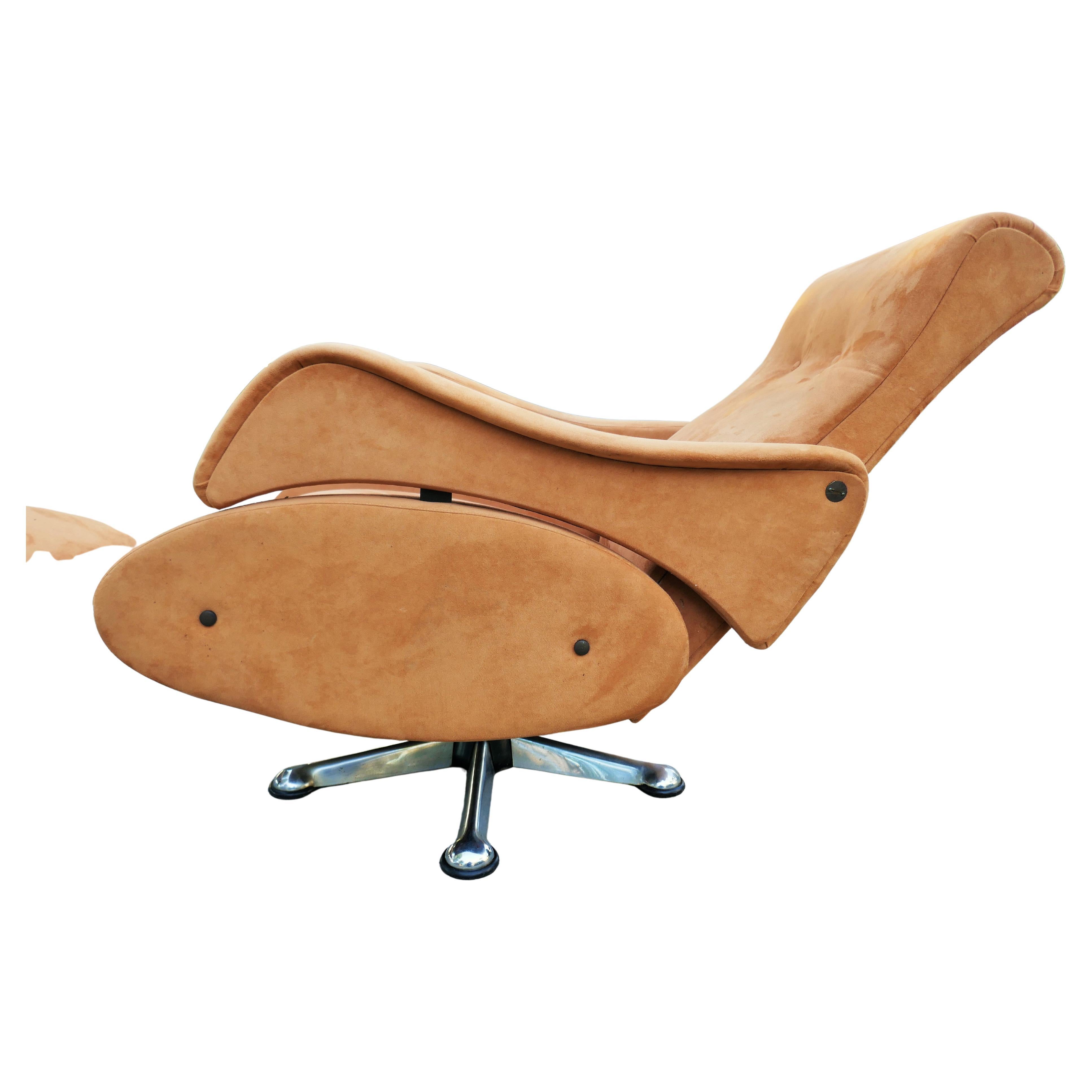 Gorgeous Reclining Chair with Ottoman in vendita 1