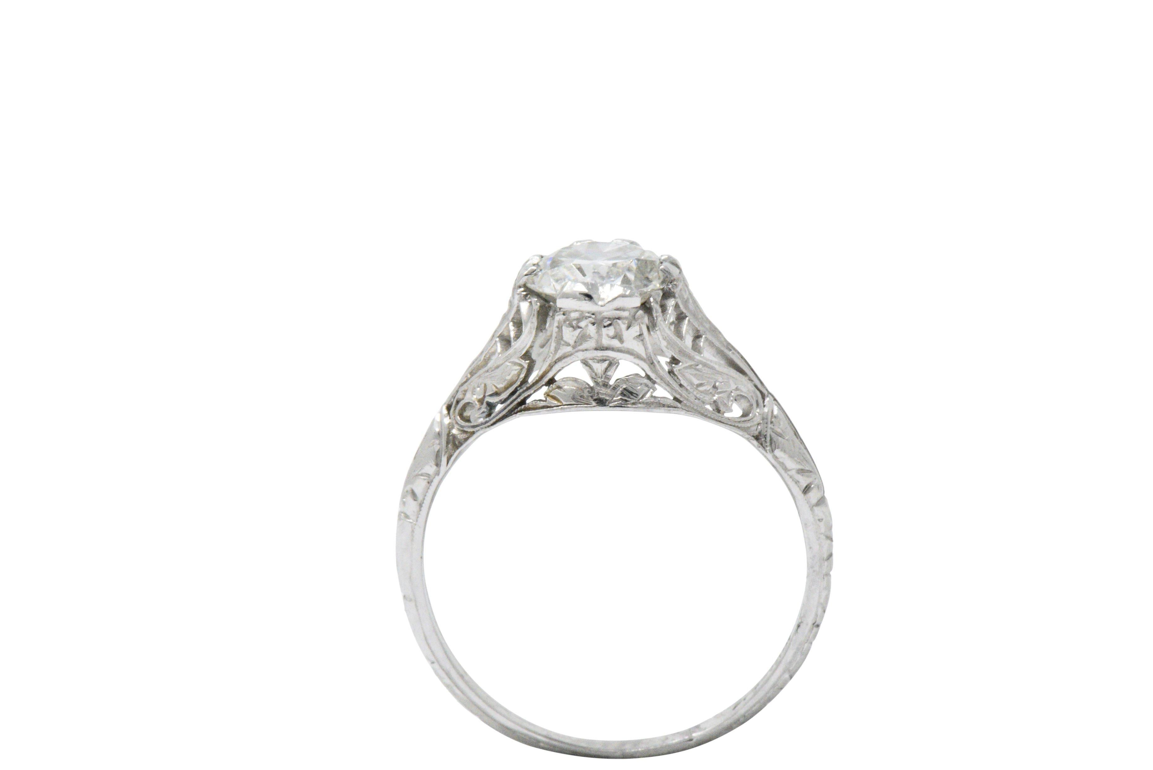 Gorgeous Art Deco 1.09 CTW Diamond Platinum Engagement Ring GIA In Good Condition In Philadelphia, PA