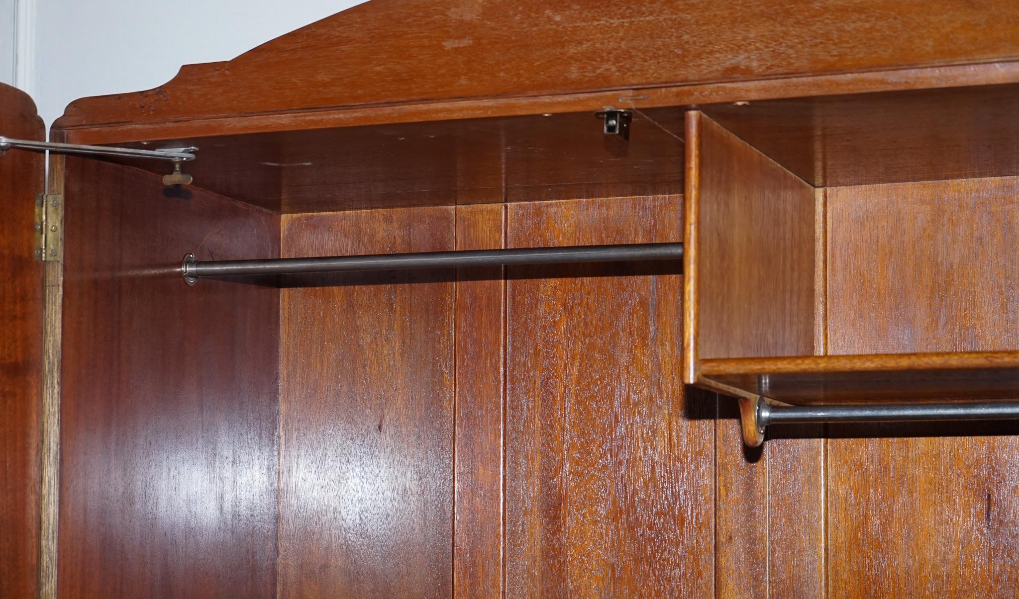Magnifique armoire double art déco en loupe de ronce avec moulure en vente 4