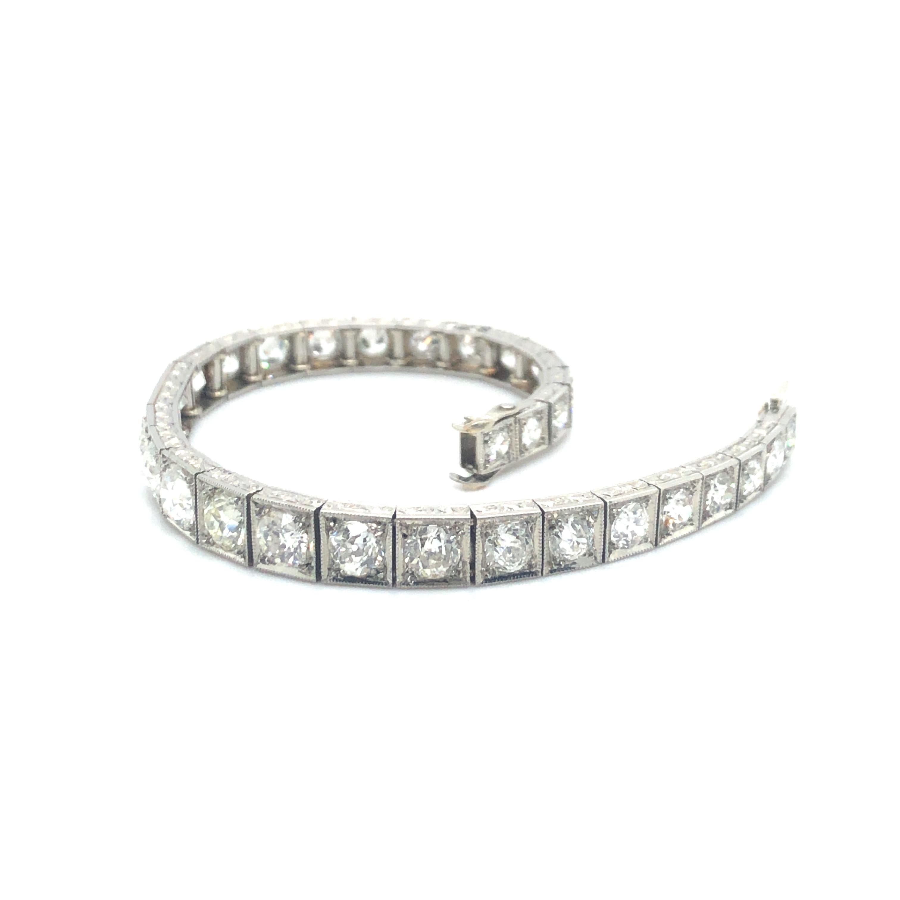 Art Deco Diamond Line Tennis Bracelet in Platinum 950 2