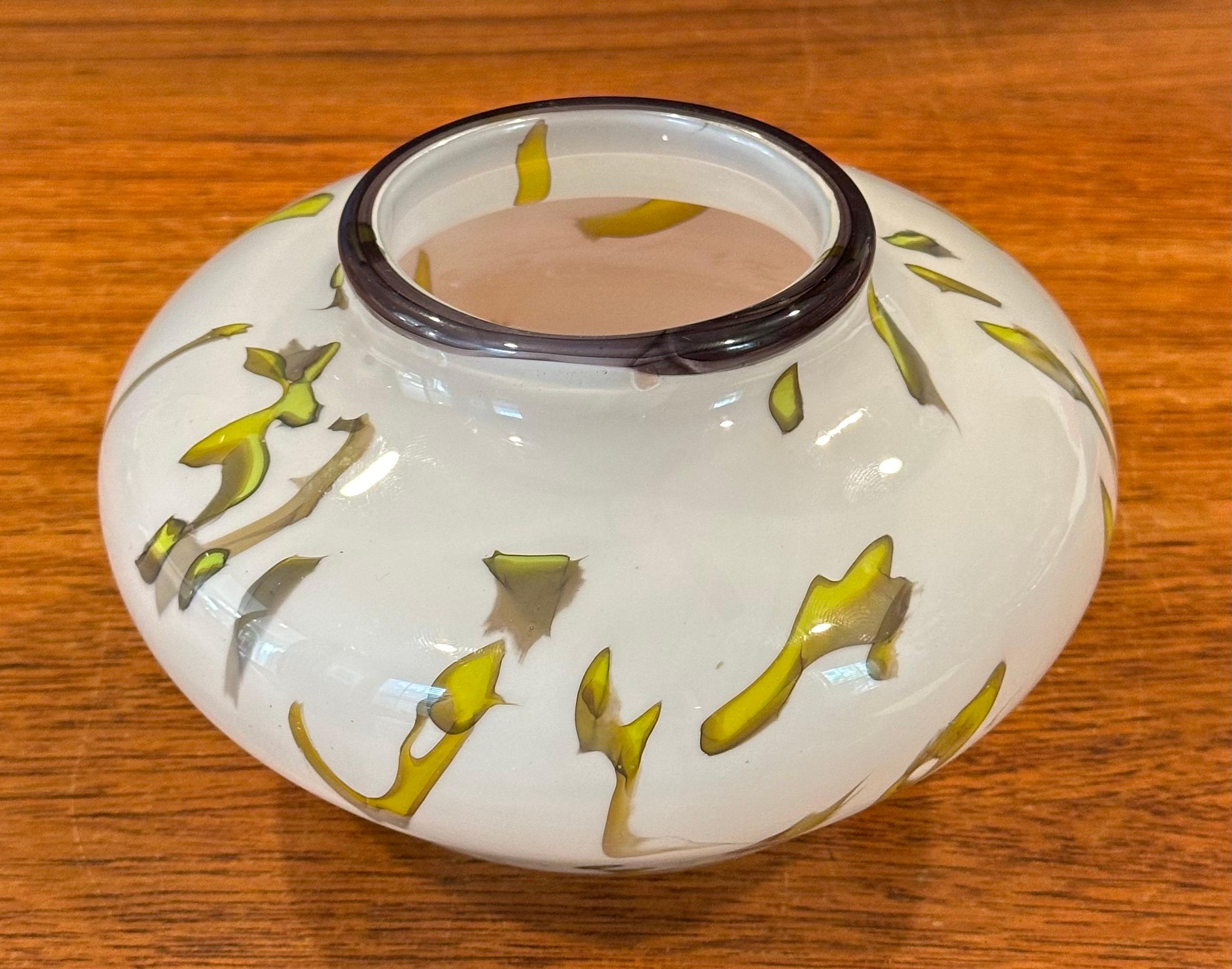Wunderschöne Vase aus Kunstglas von Adam Kaser im Angebot 1