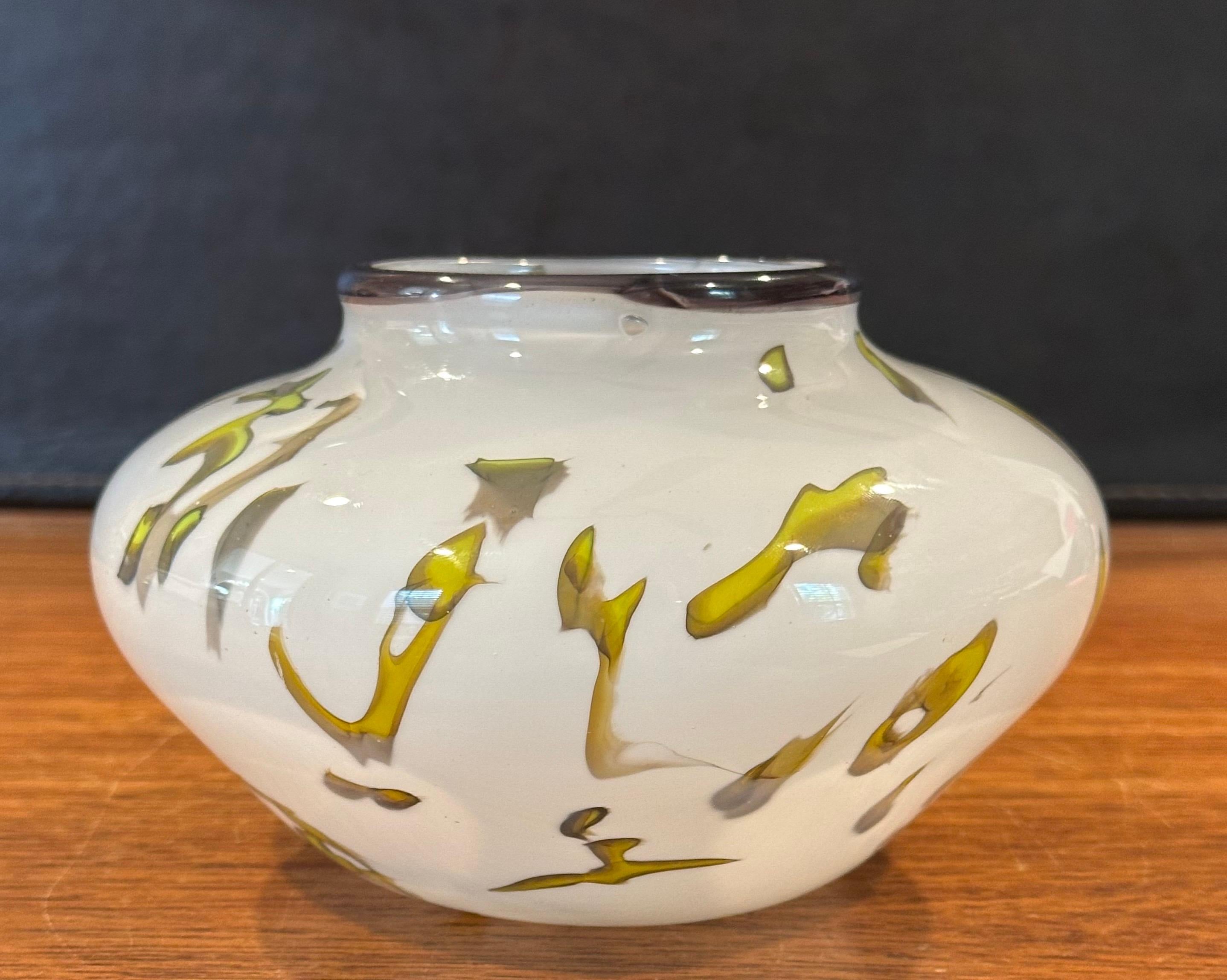 Wunderschöne Vase aus Kunstglas von Adam Kaser im Angebot 2
