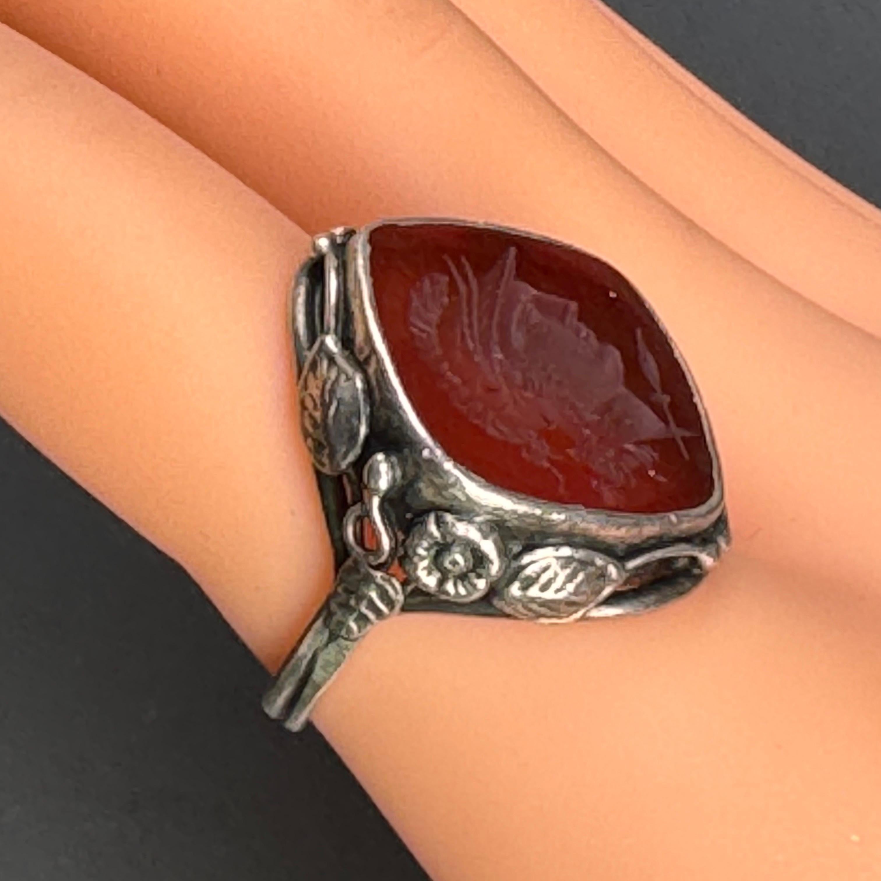 Precioso anillo Arts & Crafts Nouveau de plata de ley tallada Ca en venta 10