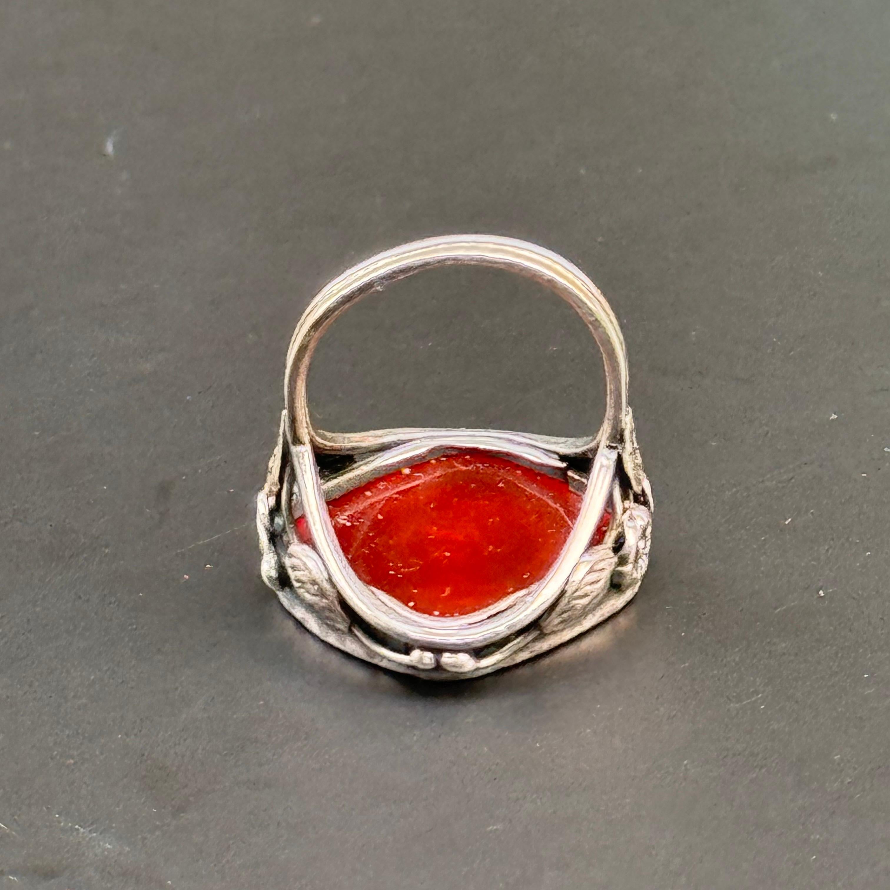 Precioso anillo Arts & Crafts Nouveau de plata de ley tallada Ca en venta 1